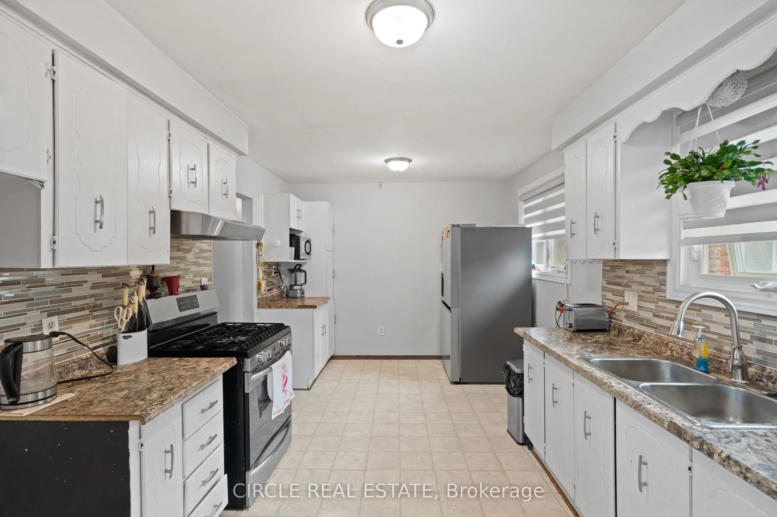 118 Bridlewood Drive