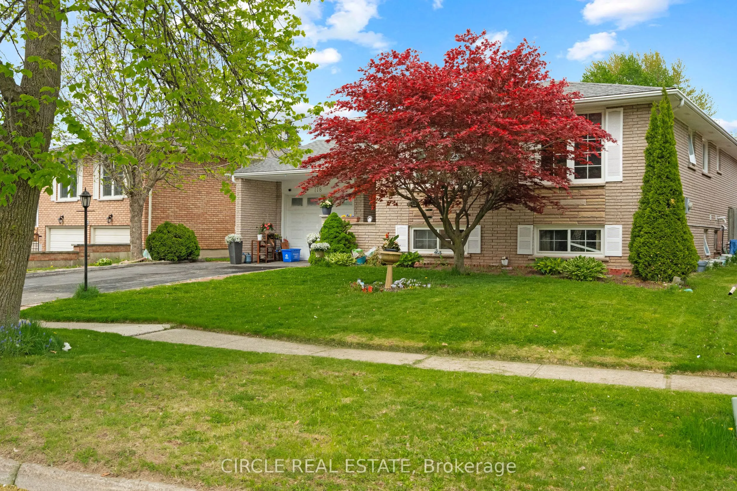 118 Bridlewood Drive
