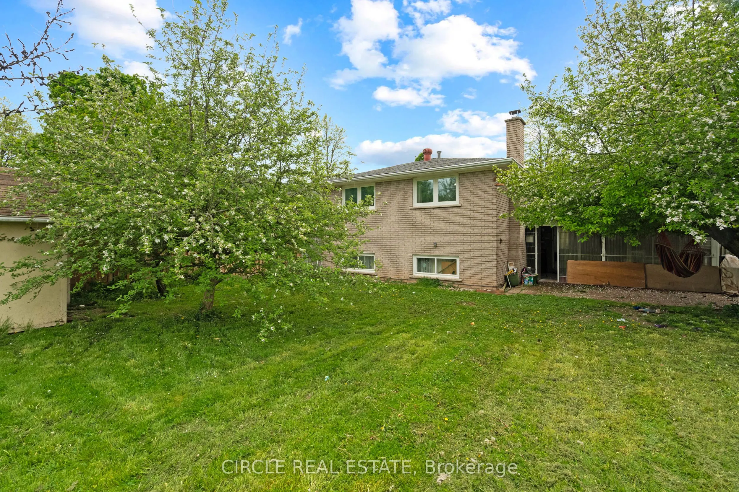 118 Bridlewood Drive