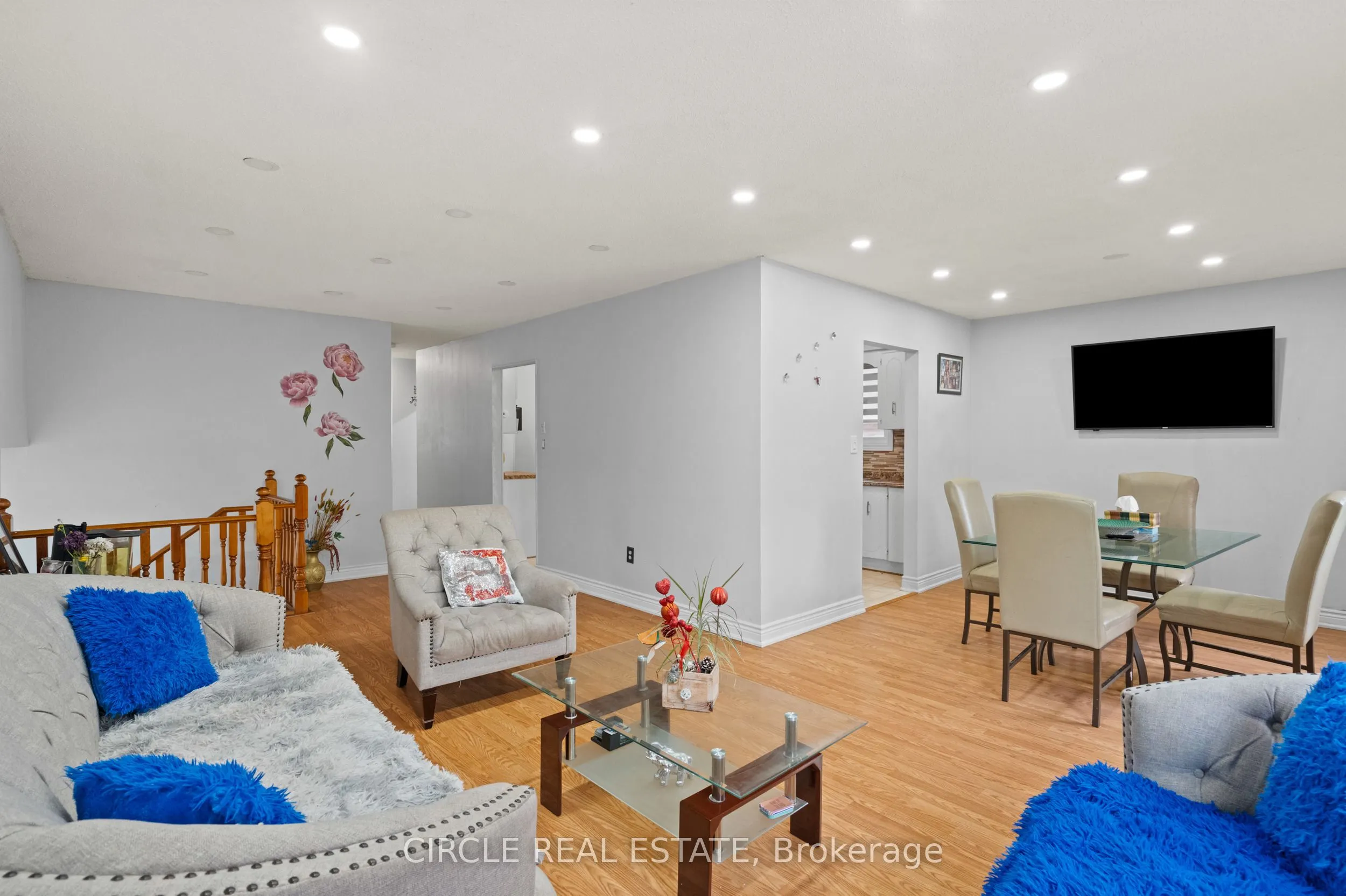 118 Bridlewood Drive