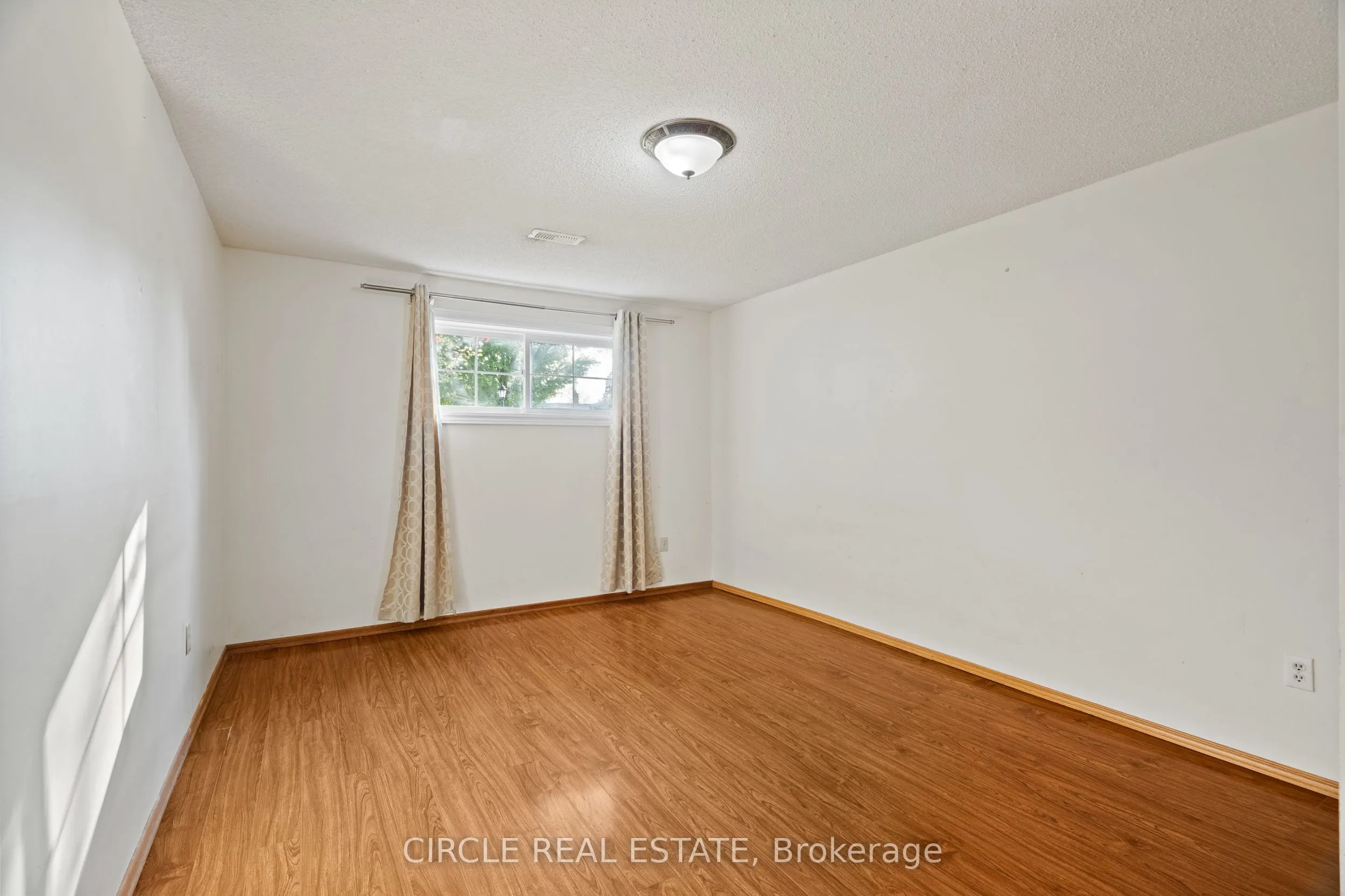 118 Bridlewood Drive