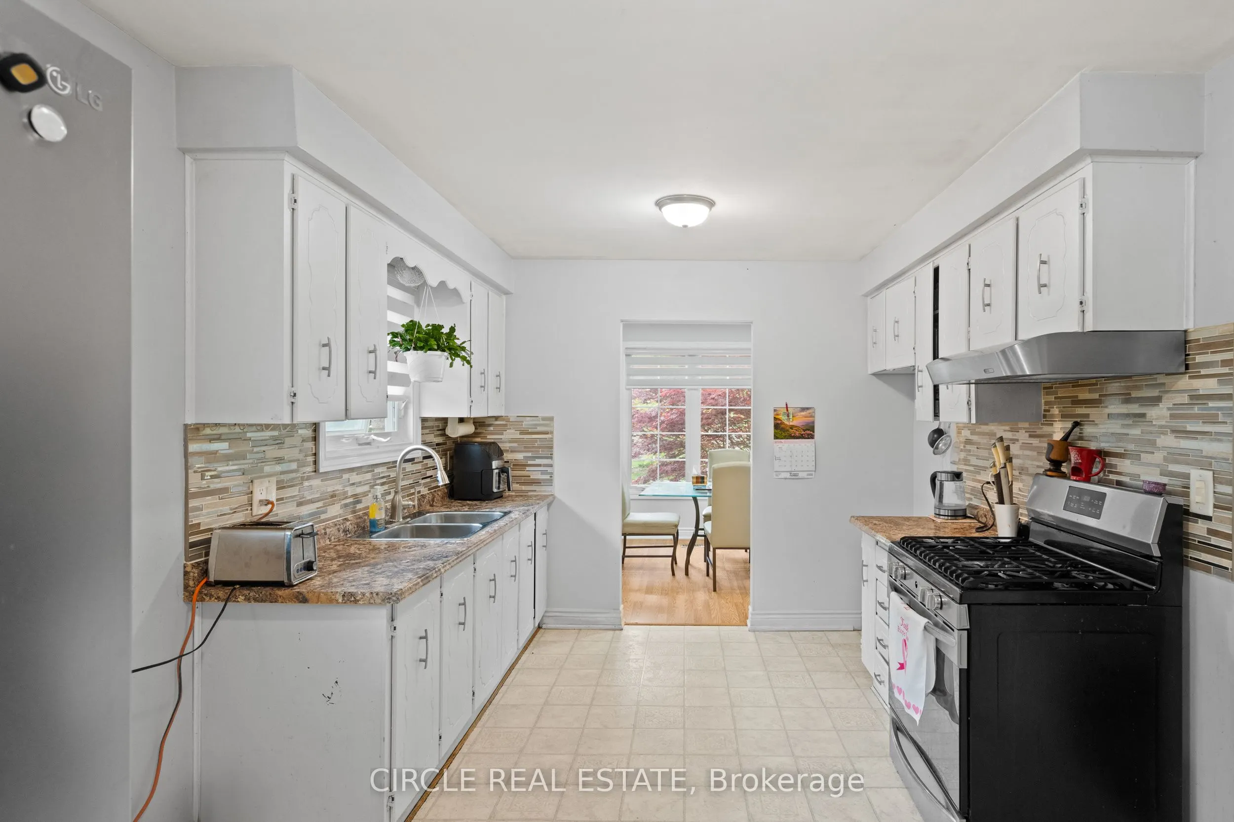 118 Bridlewood Drive