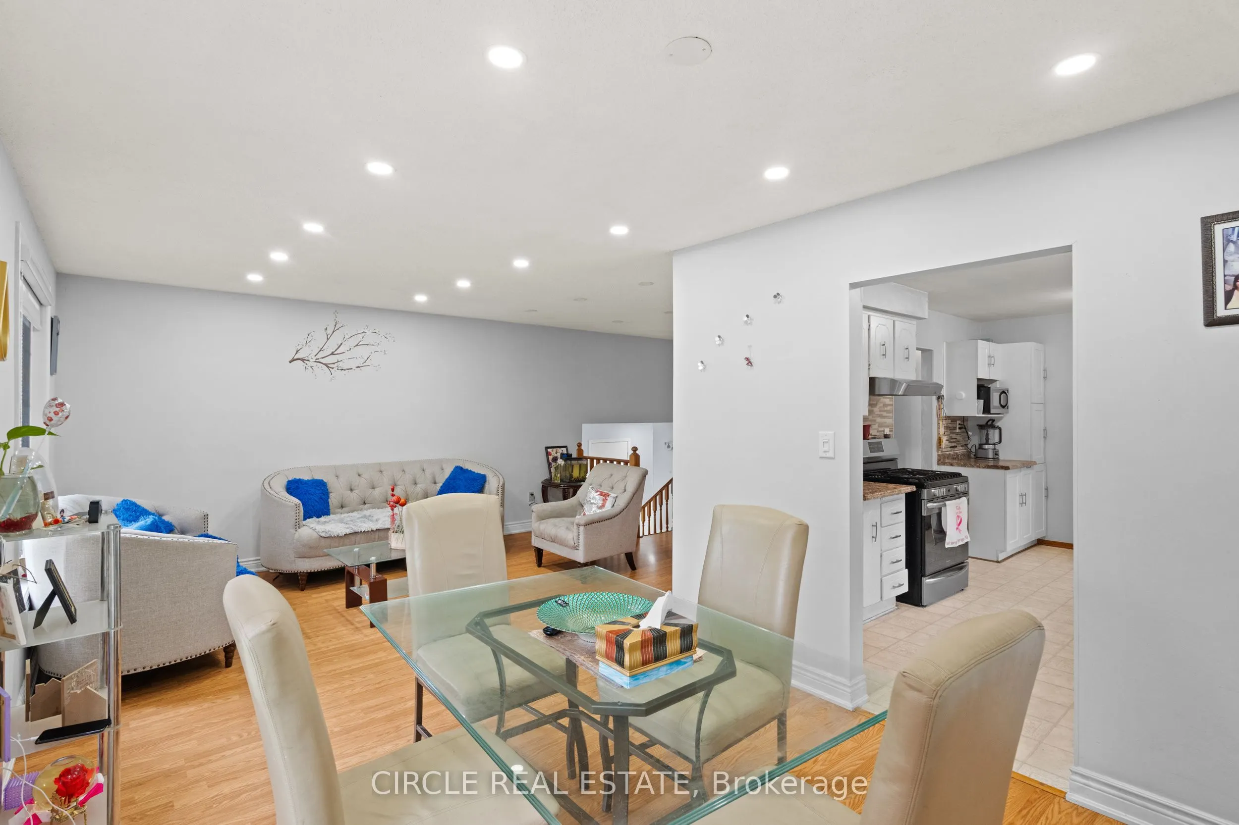 118 Bridlewood Drive