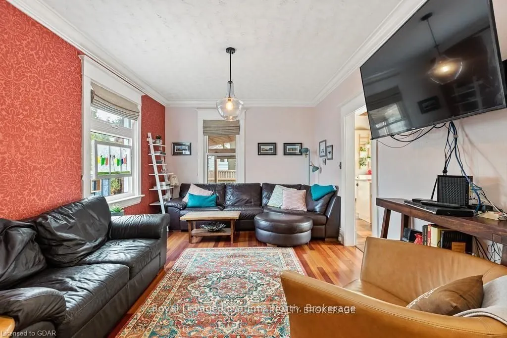 627 Eramosa Road