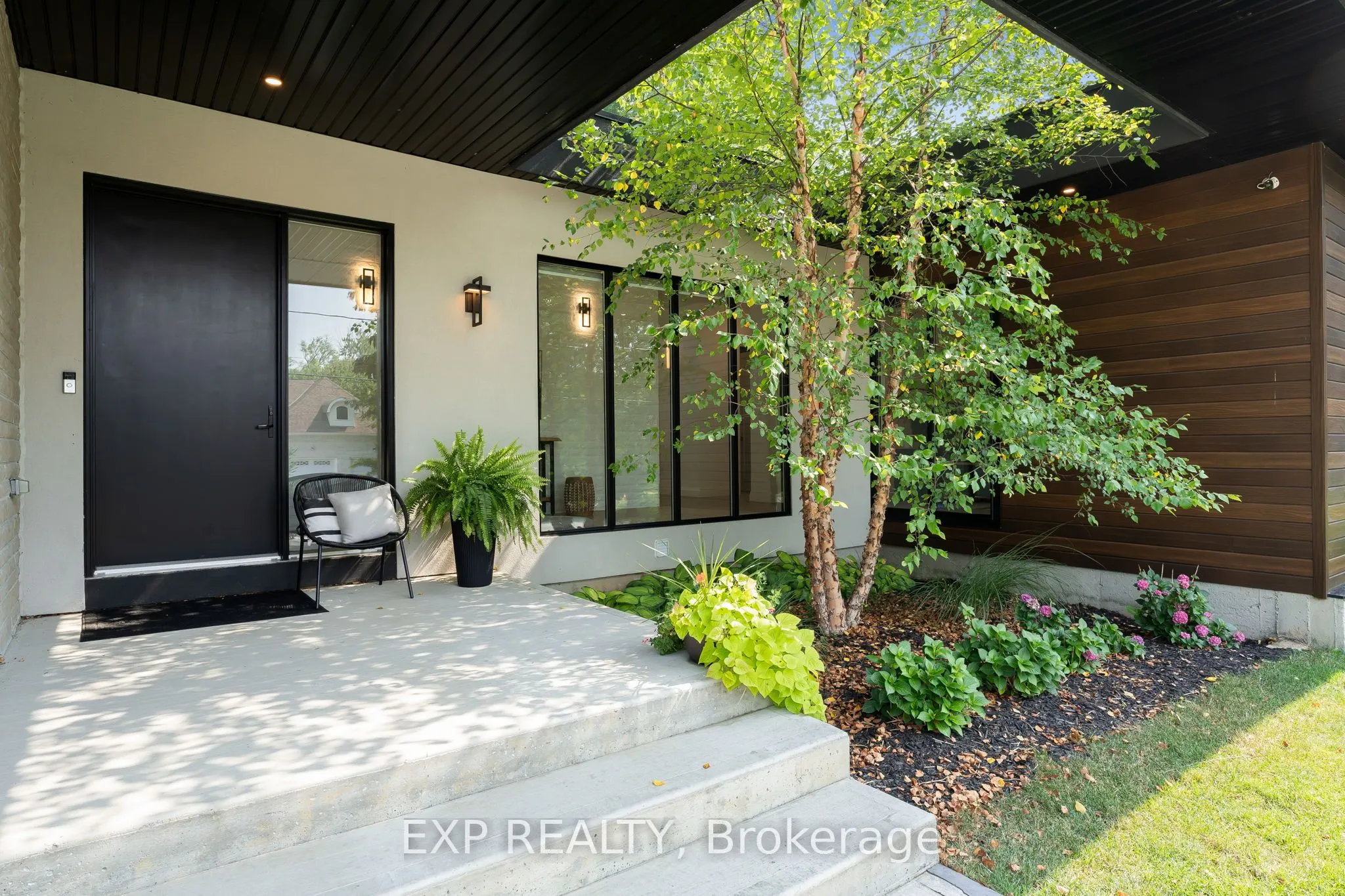 806 Alexander Road