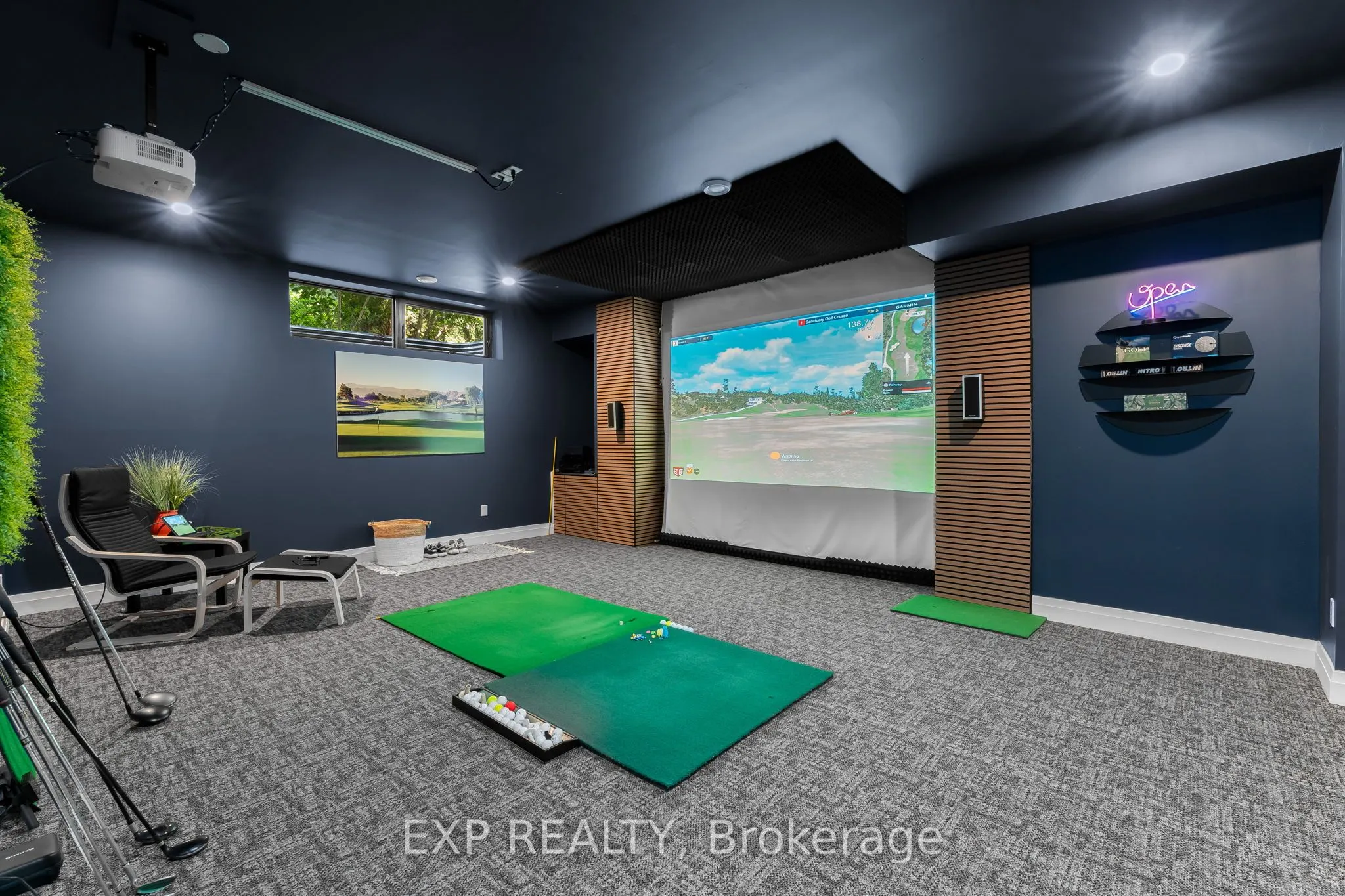 806 Alexander Road