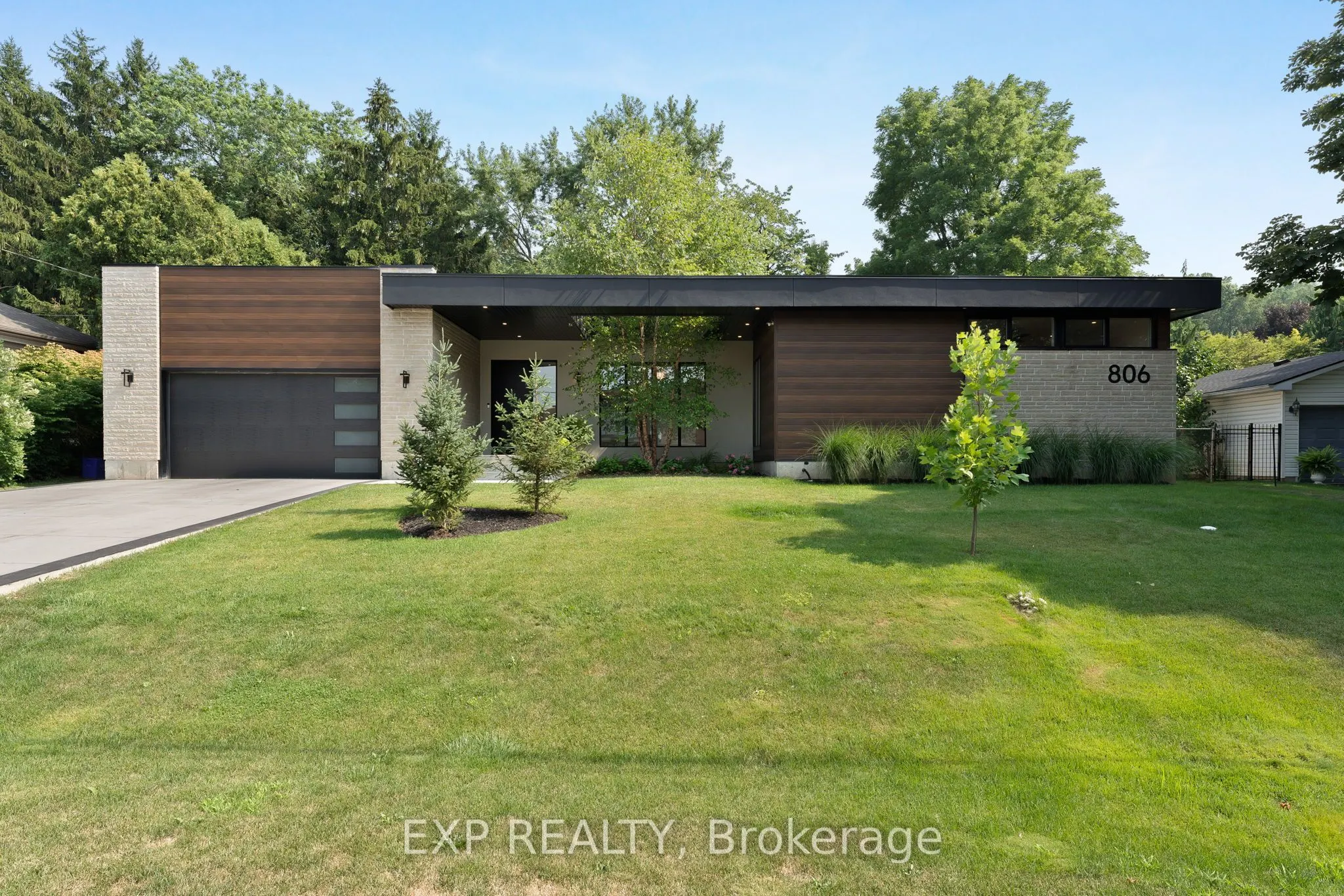 806 Alexander Road