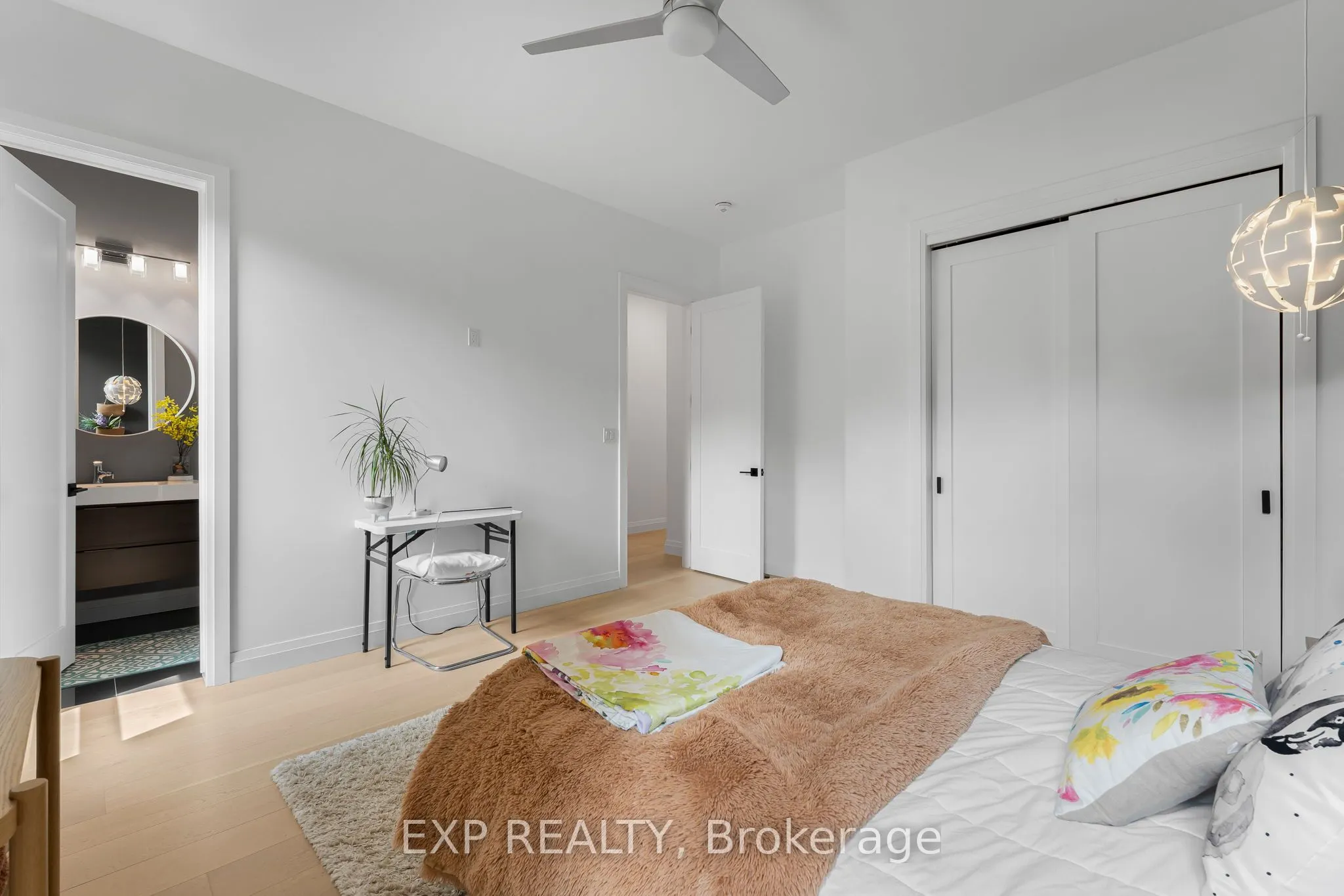 806 Alexander Road