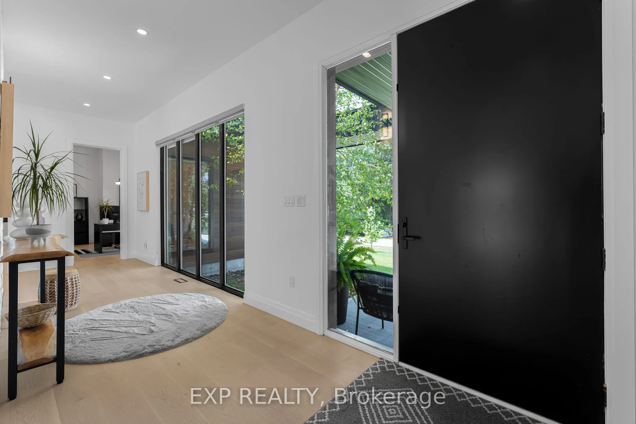 806 Alexander Road