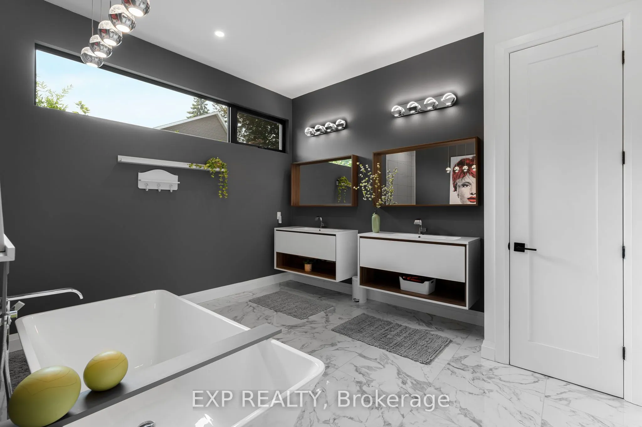 806 Alexander Road