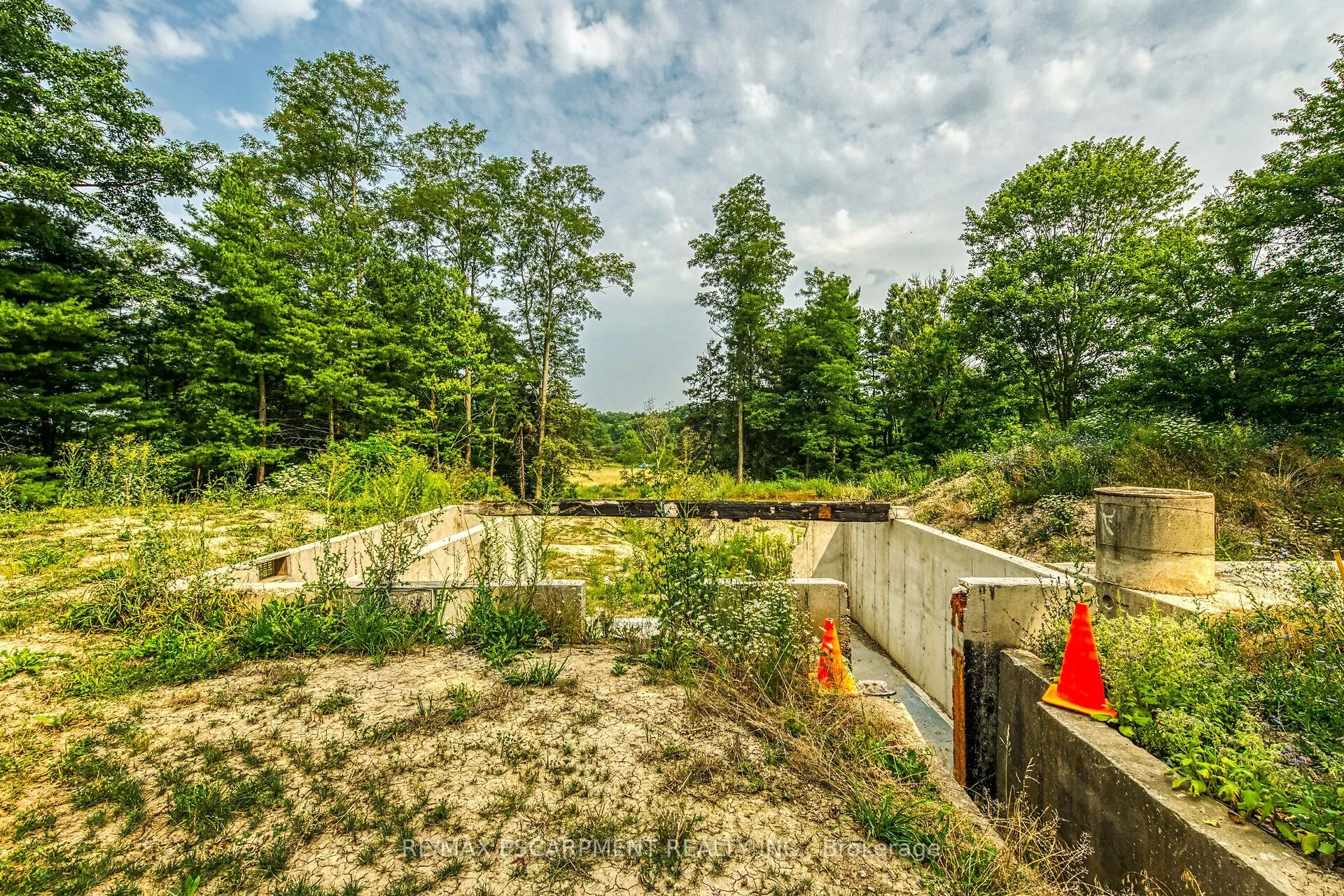 450 Concession 4 Road