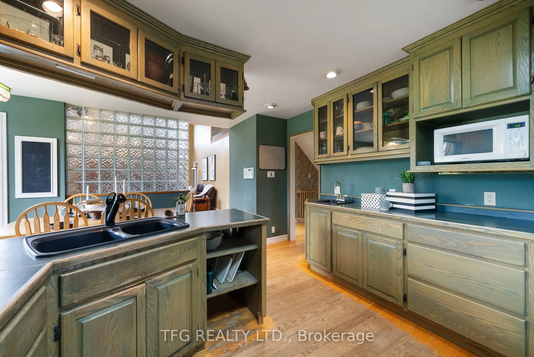 41 Grandview Drive