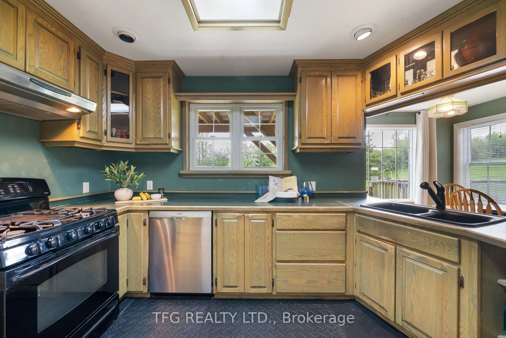 41 Grandview Drive