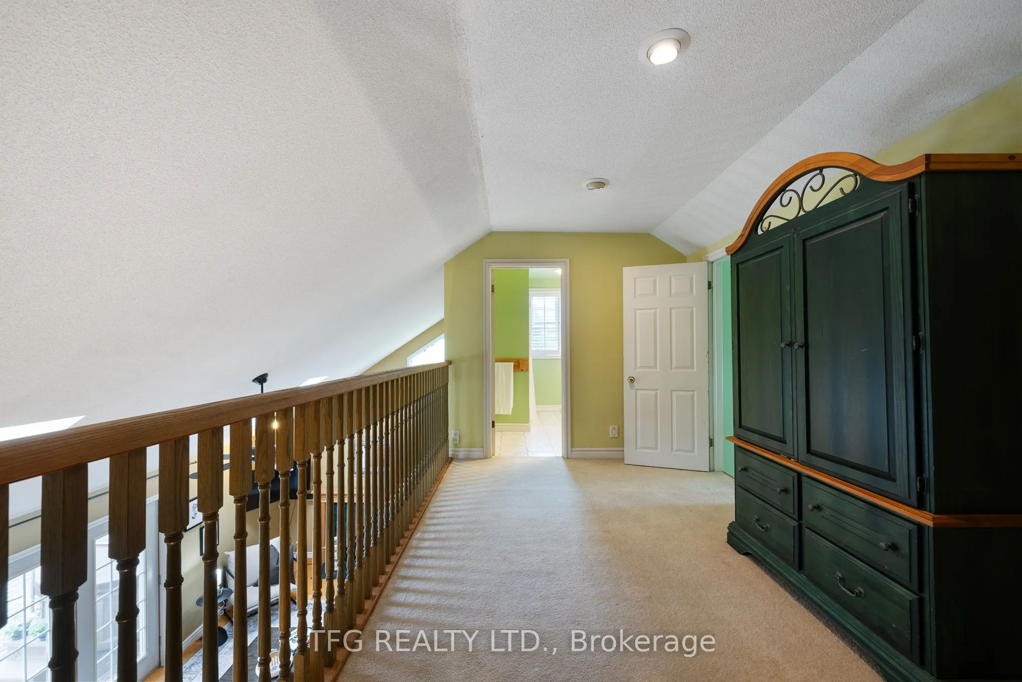 41 Grandview Drive