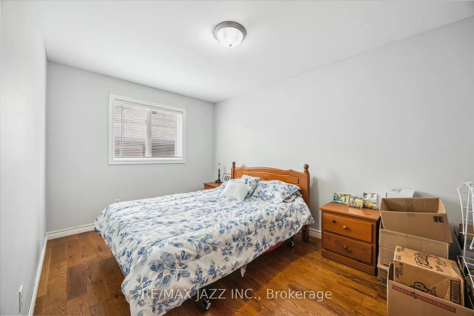 39 McGibbon Boulevard
