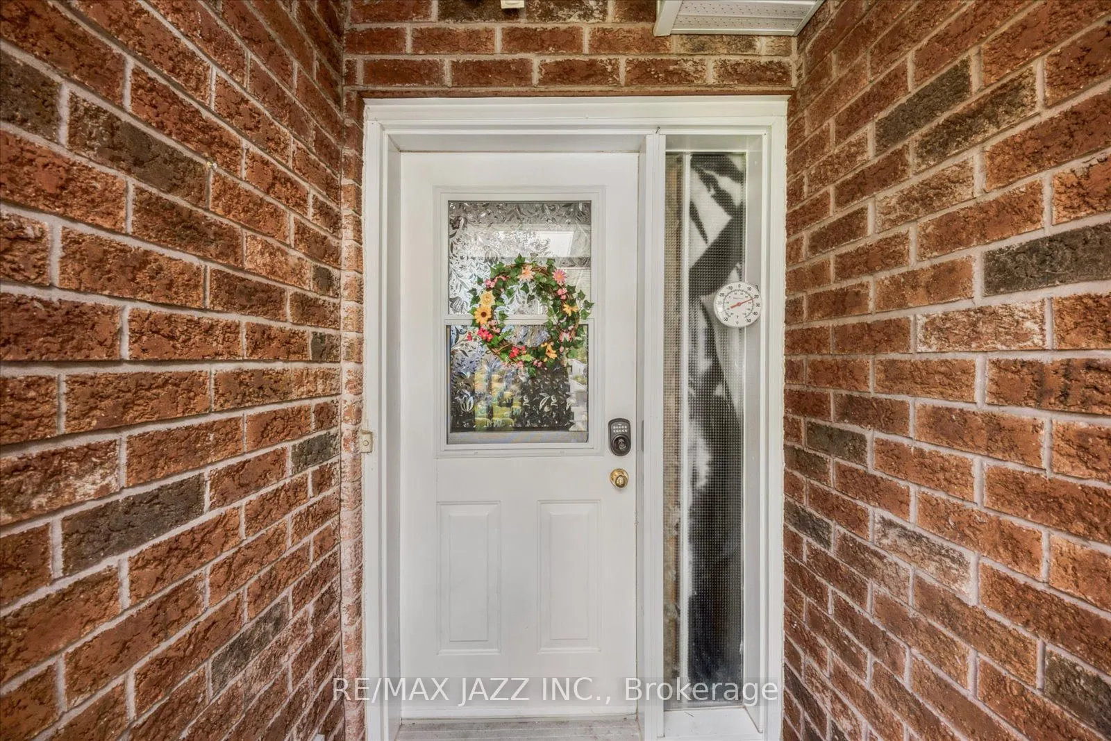 39 McGibbon Boulevard