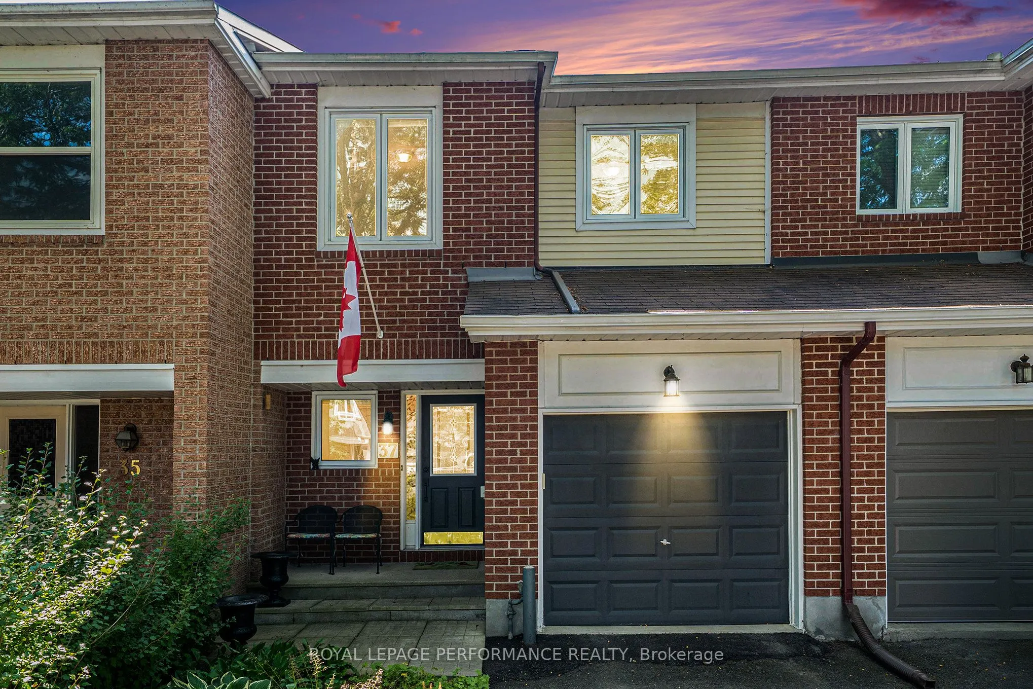 37 Willwood Crescent