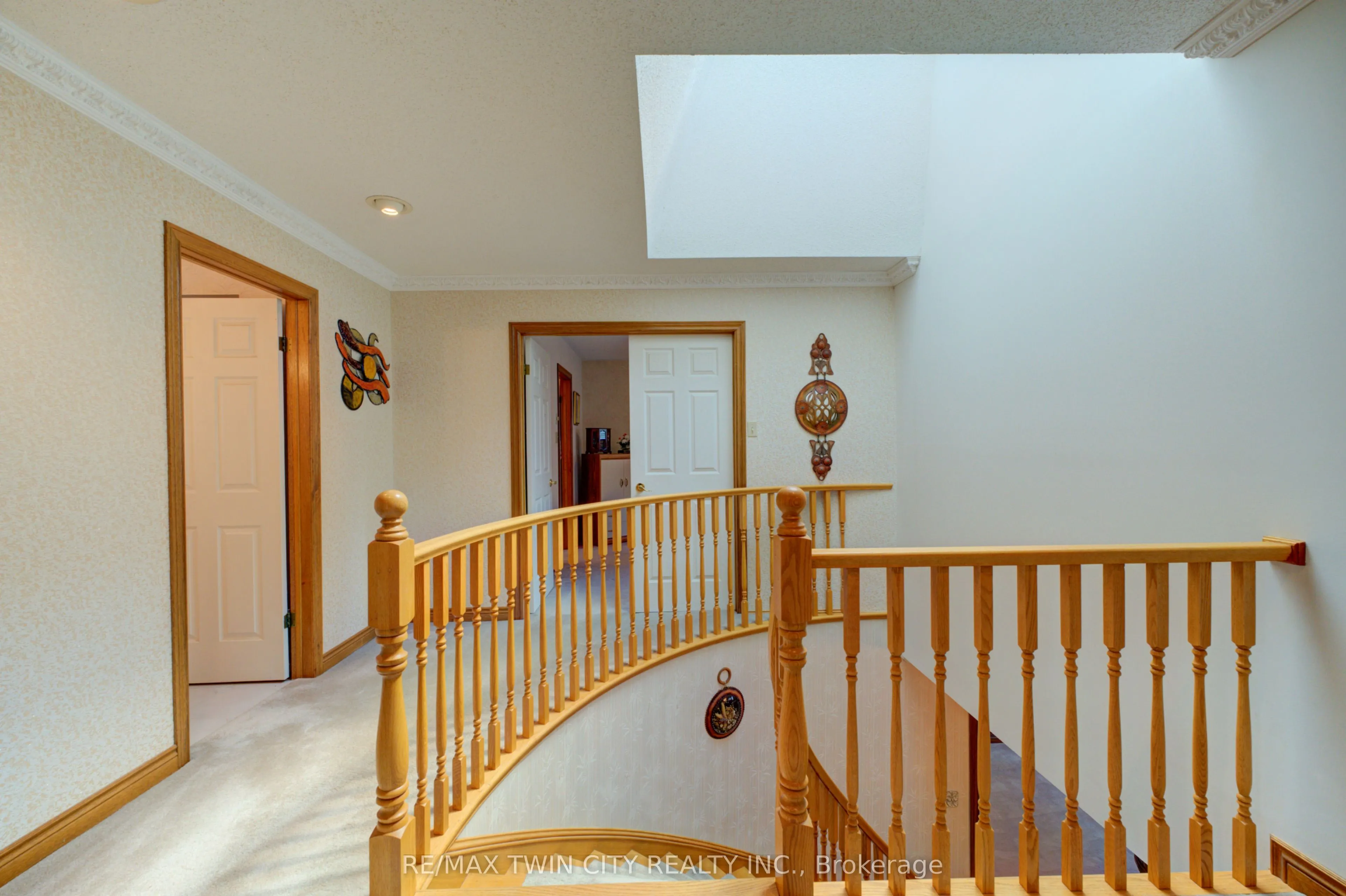 18 Riva Ridge