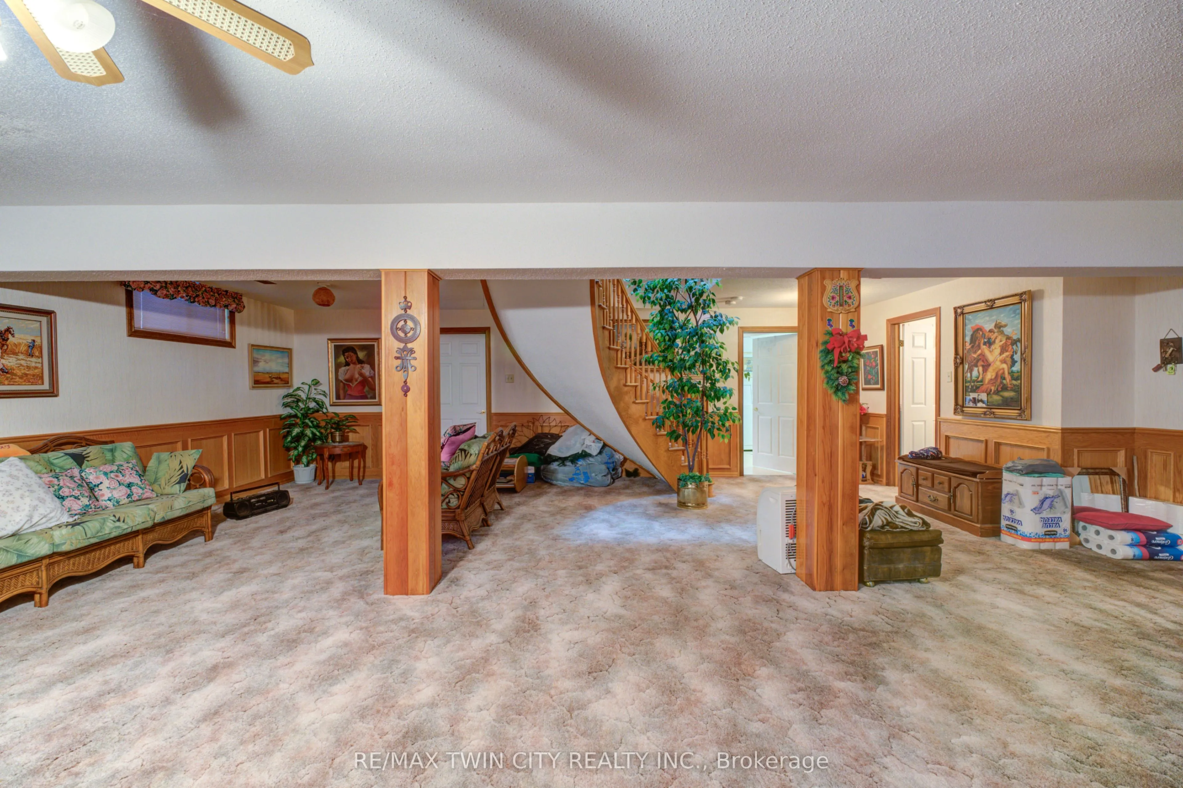 18 Riva Ridge