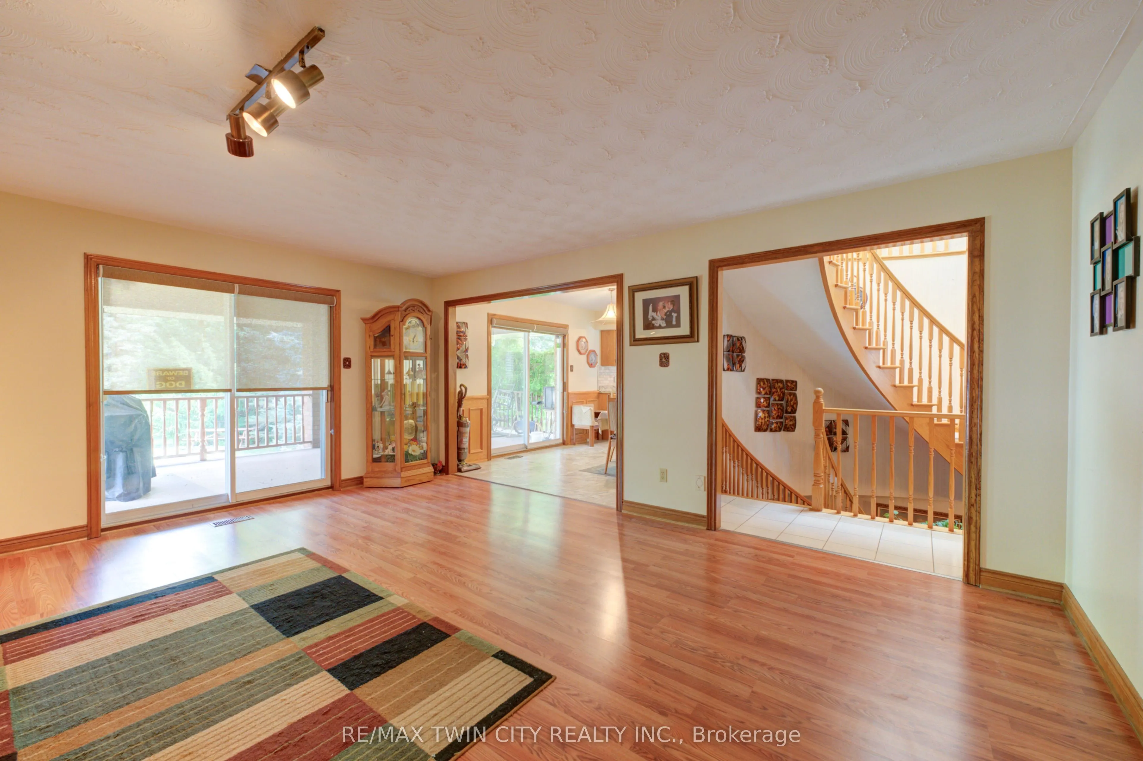 18 Riva Ridge
