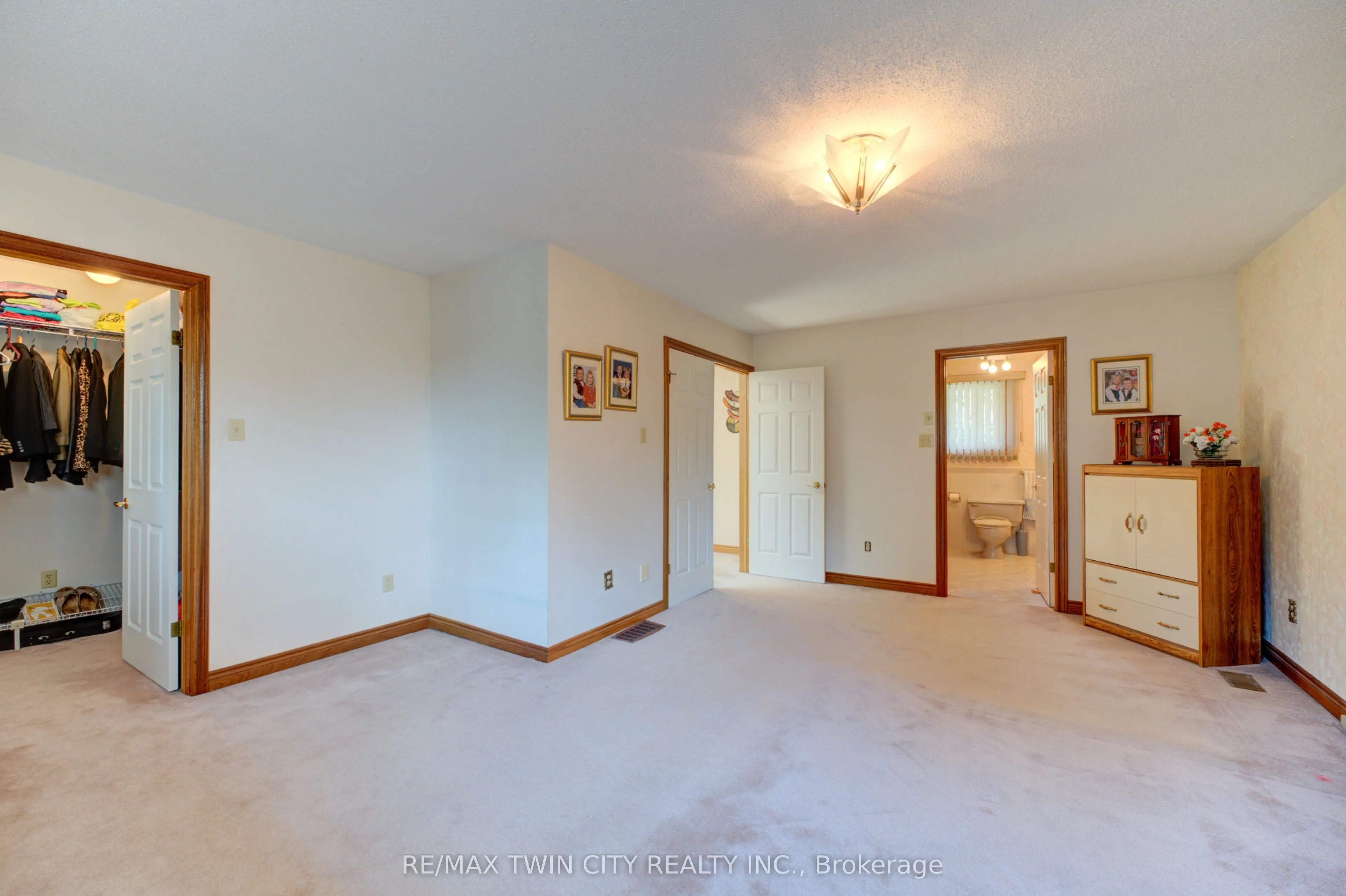 18 Riva Ridge