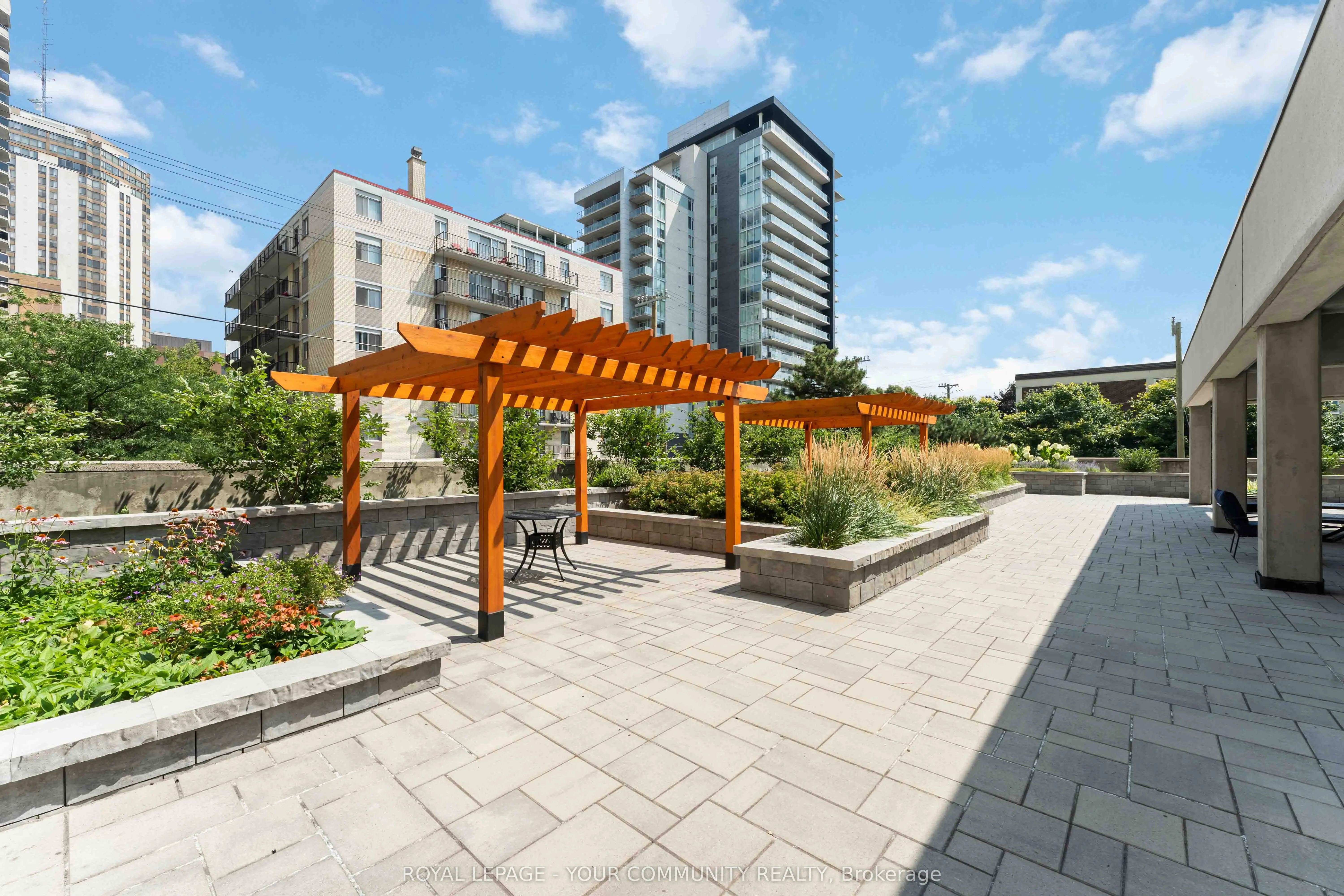 500 Laurier Avenue W, #608