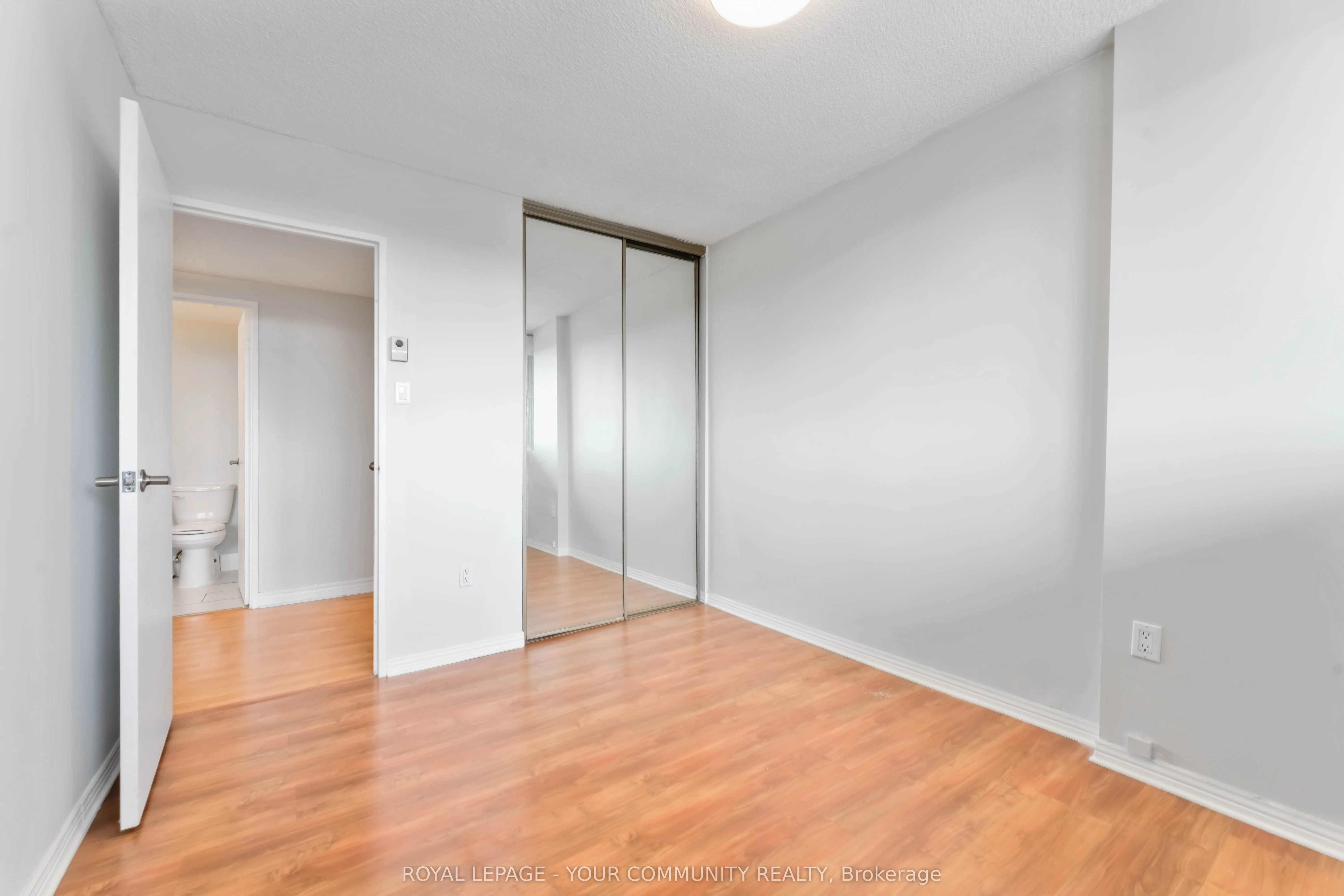 500 Laurier Avenue W, #608