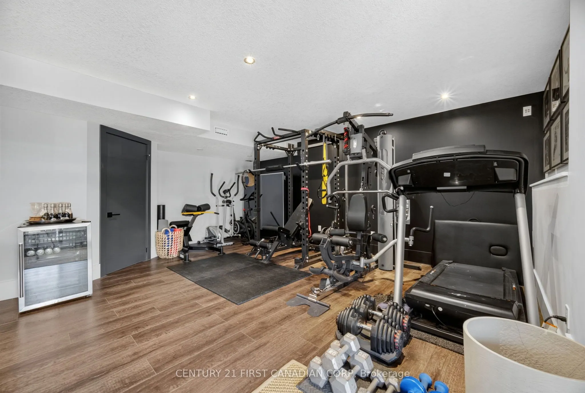 688 Clearwater Crescent
