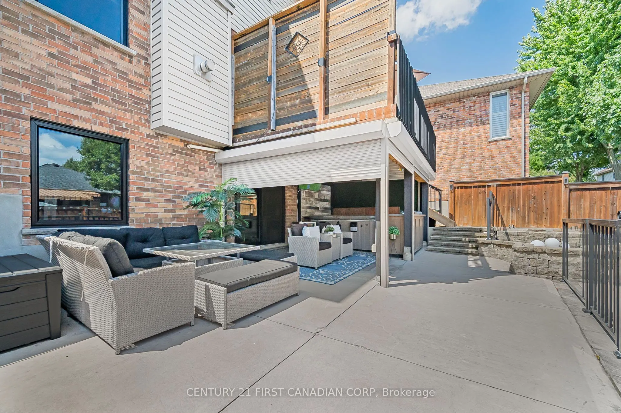 688 Clearwater Crescent