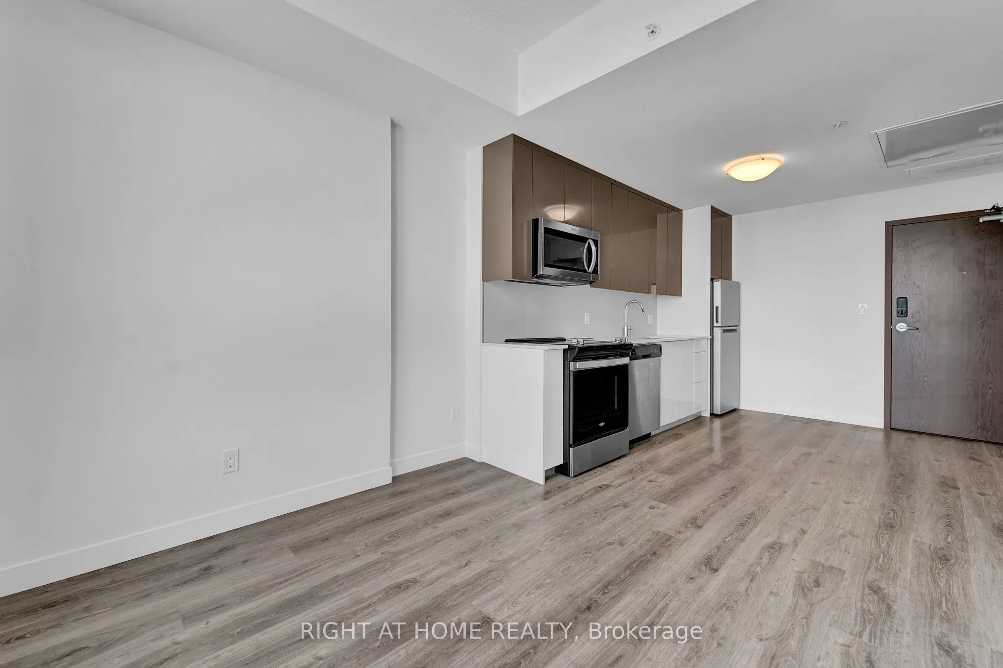 60 Frederick Street, #2401