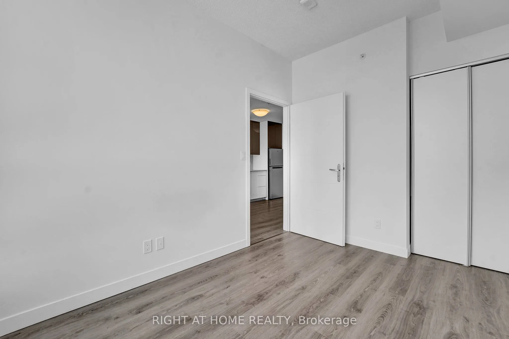 60 Frederick Street, #2401