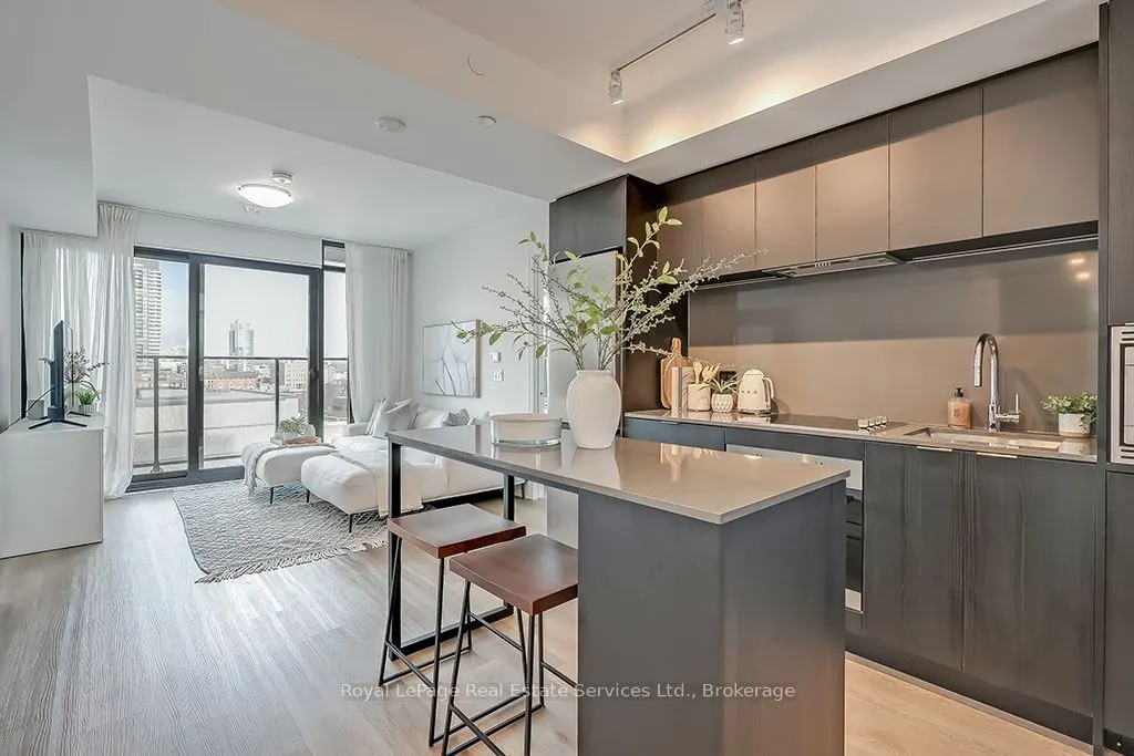 1 Jarvis Street, #912