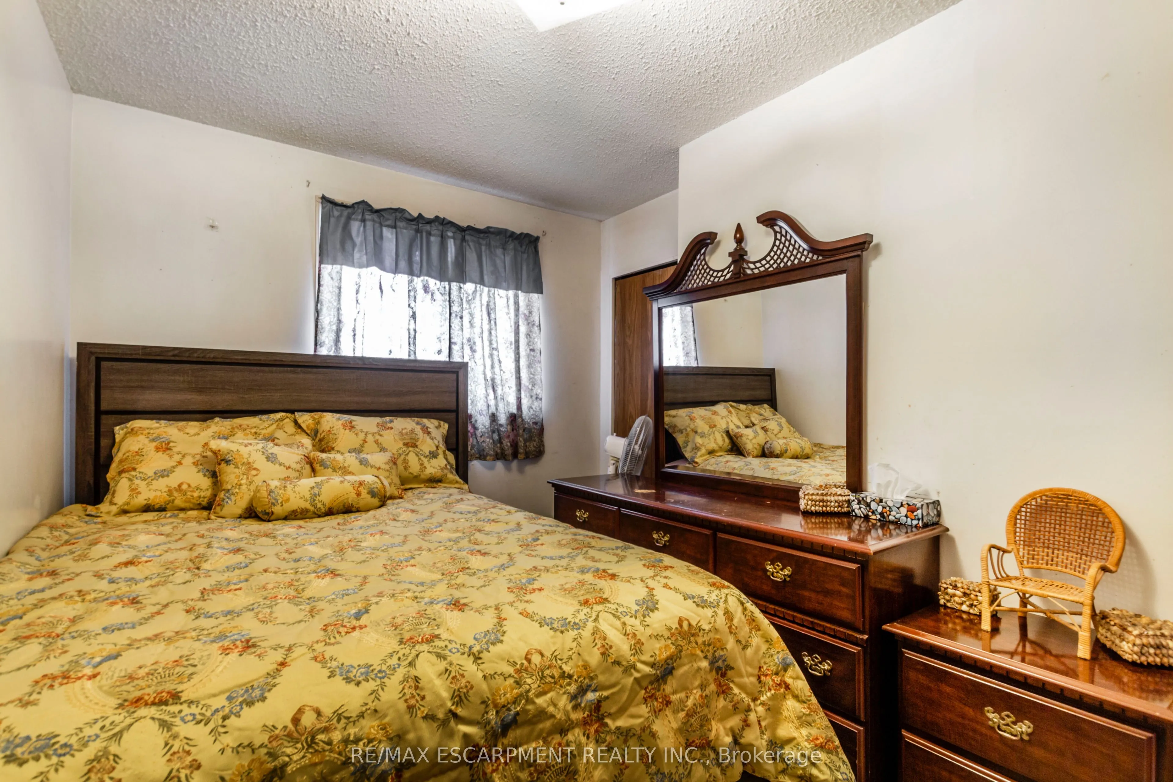 1295 Cannon Street E