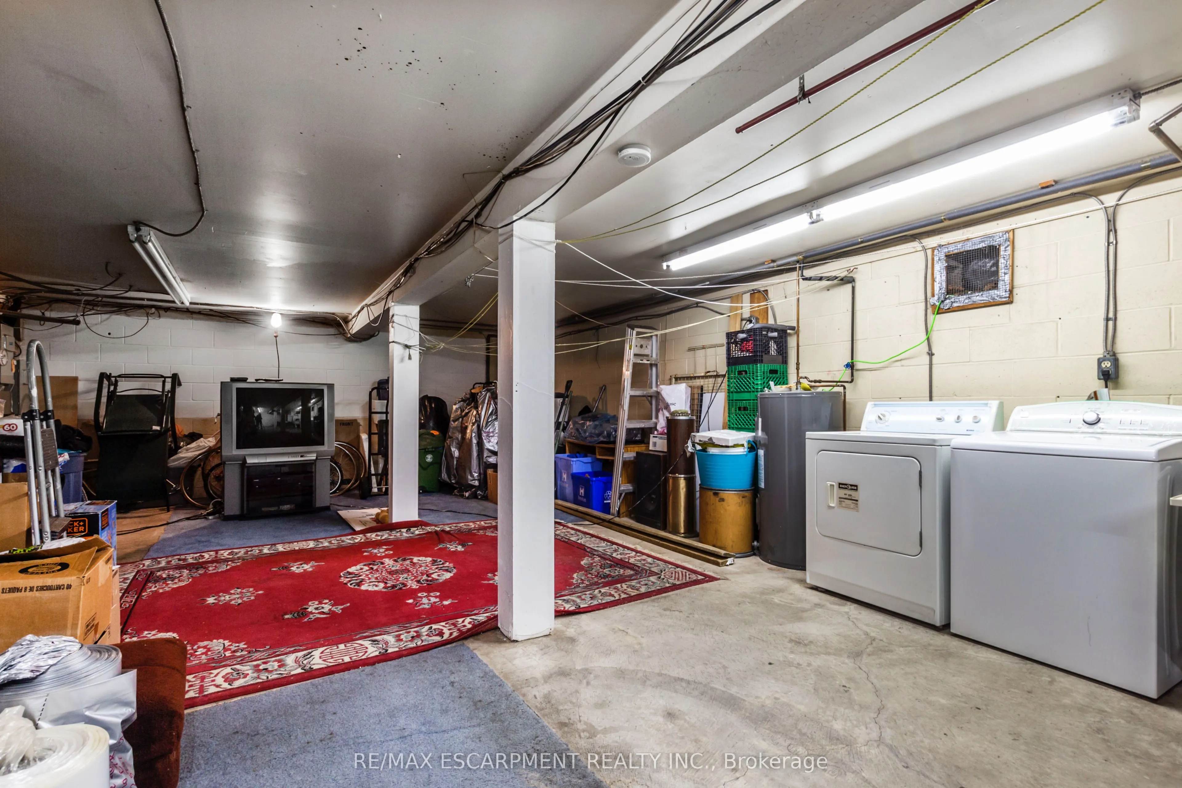 1295 Cannon Street E