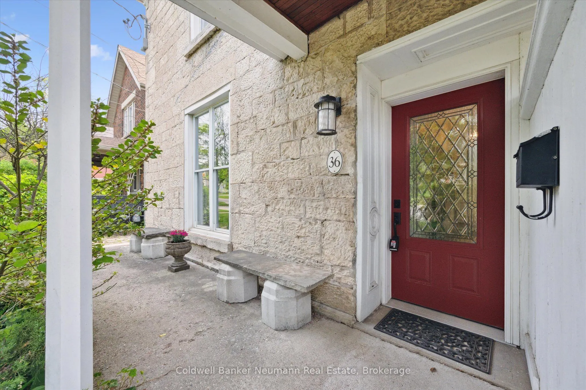 36 Waterloo Avenue