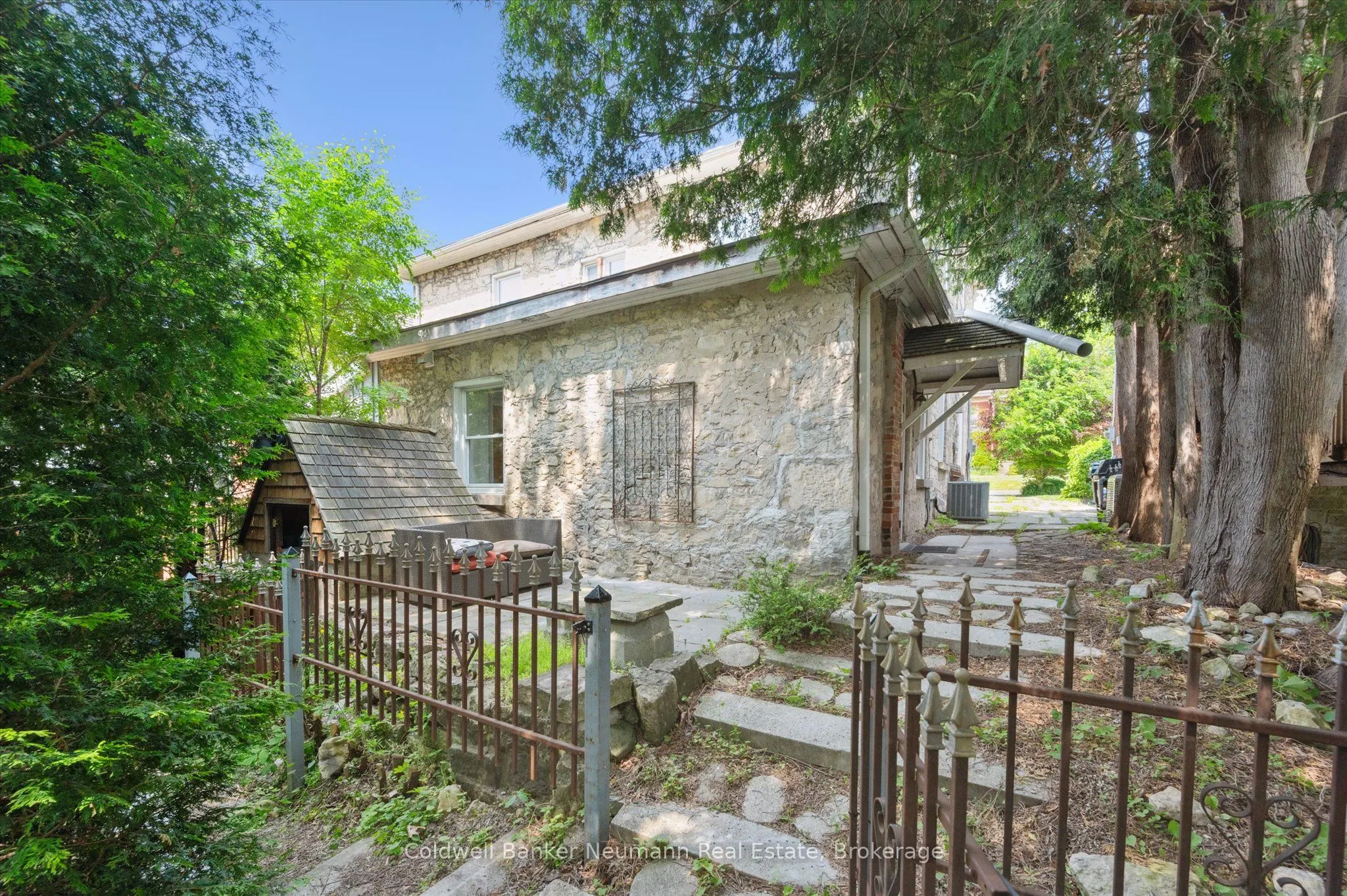 36 Waterloo Avenue