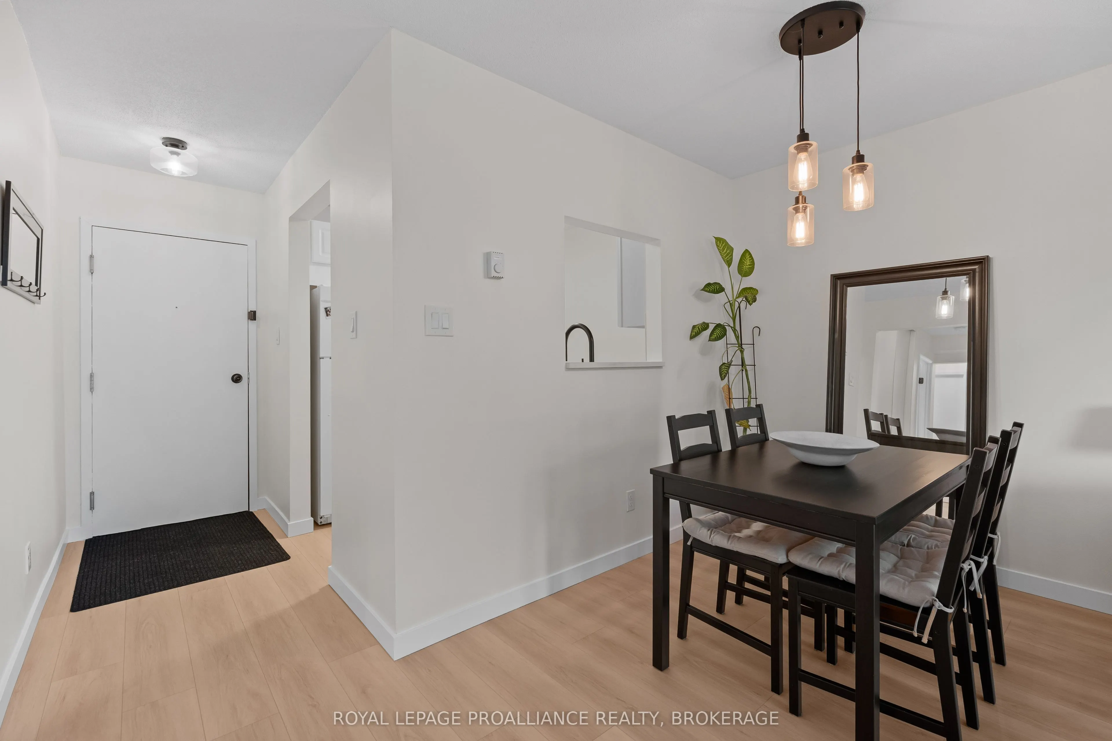 573 Armstrong Road, #314