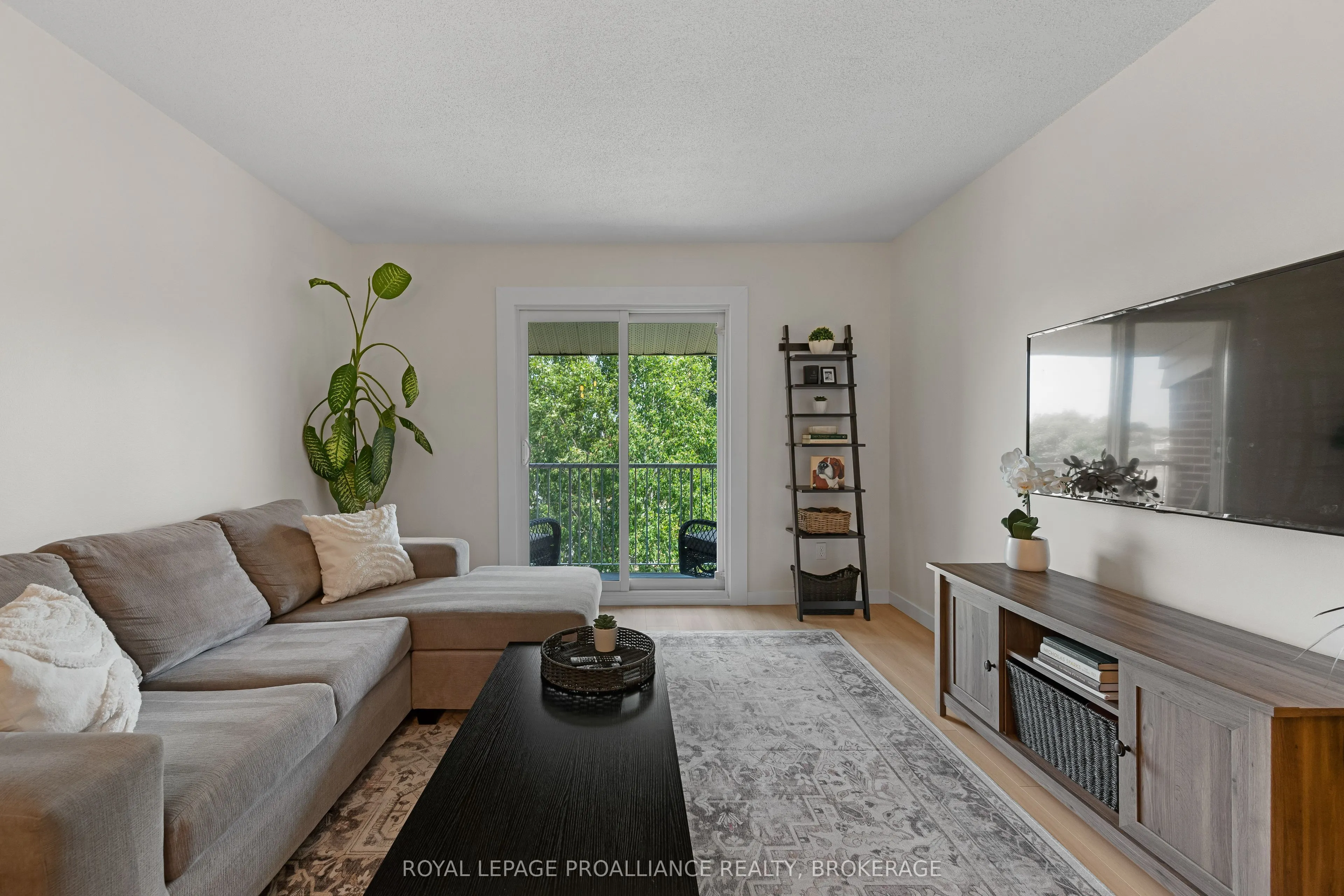 573 Armstrong Road, #314