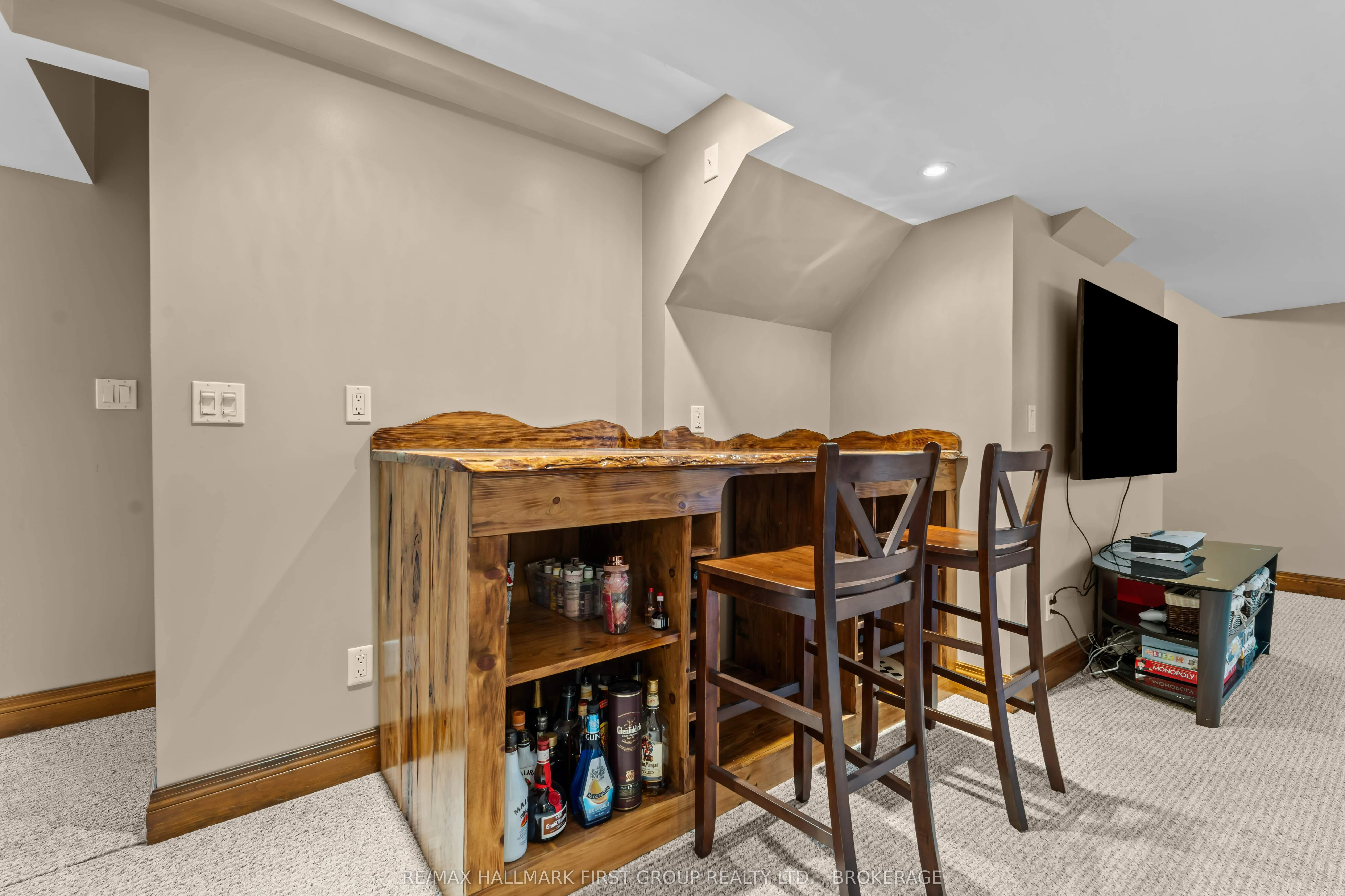 530 NORA Court