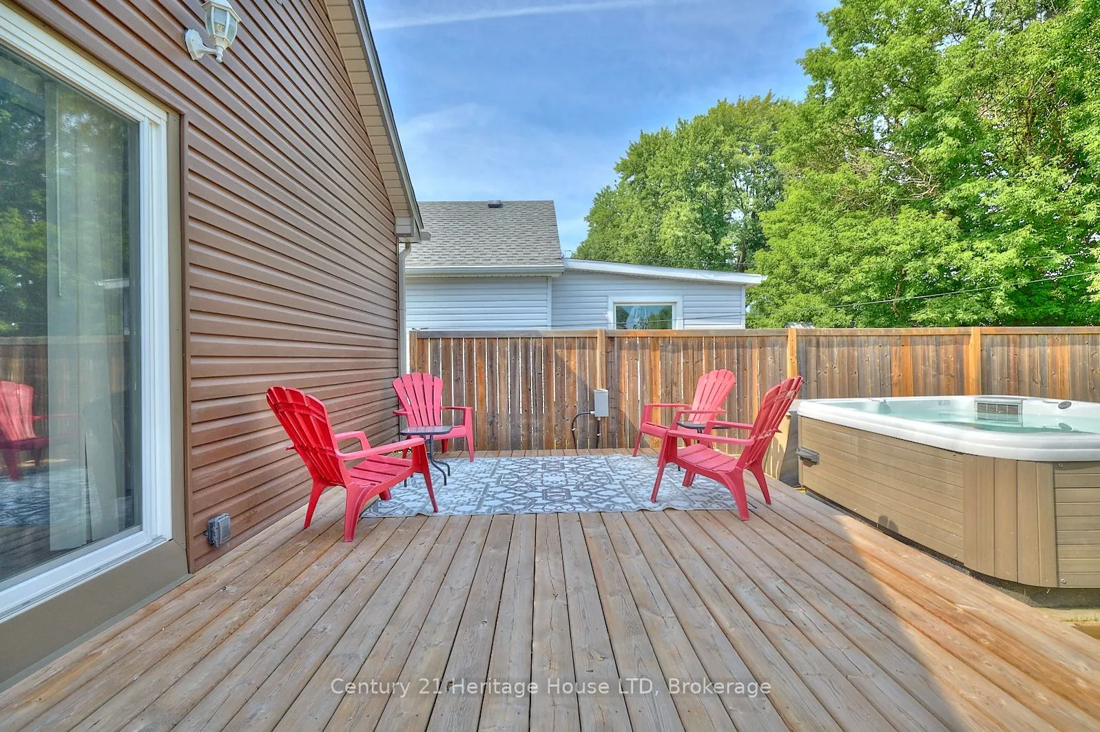 30 McAlpine Avenue S