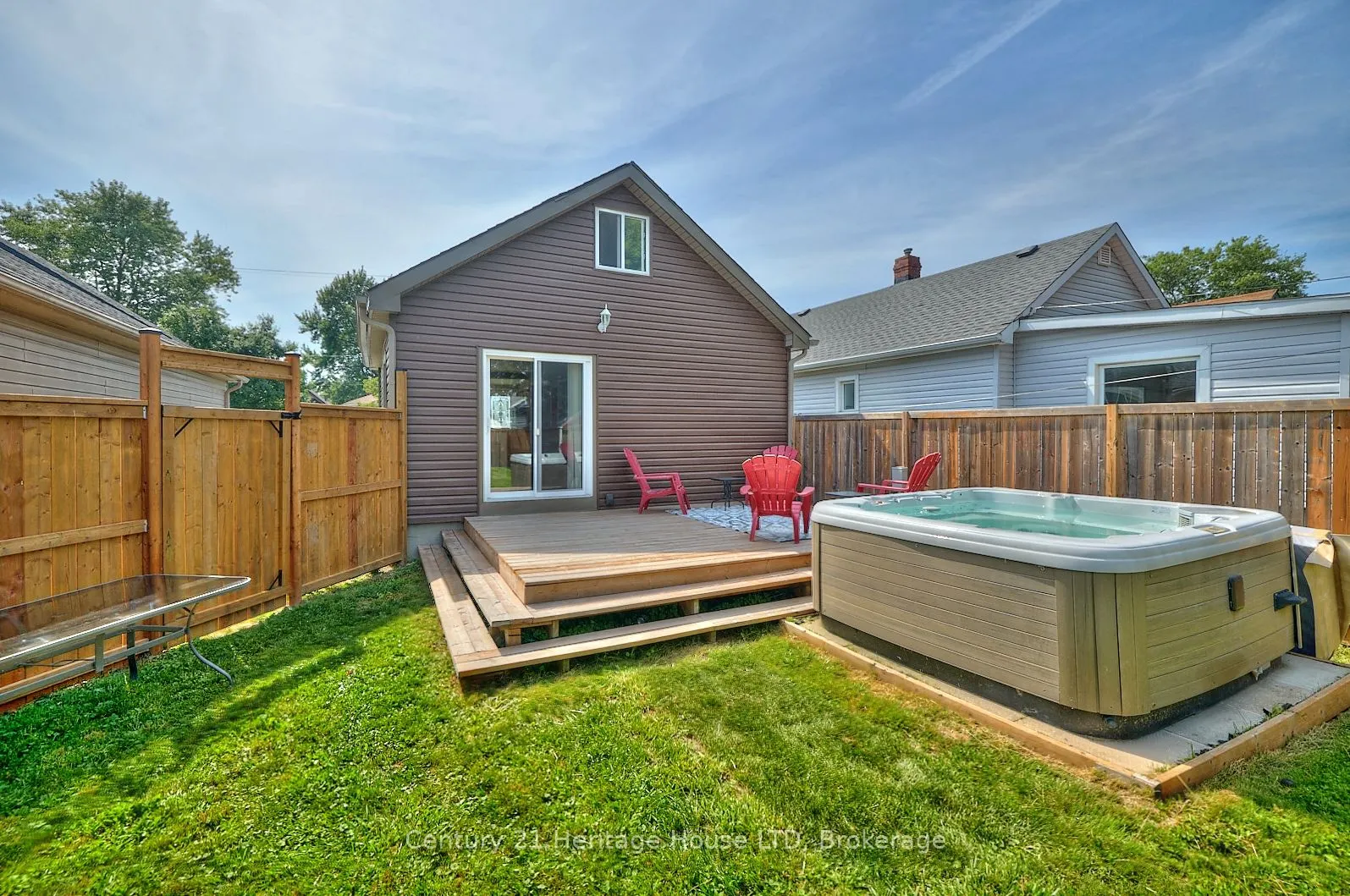 30 McAlpine Avenue S