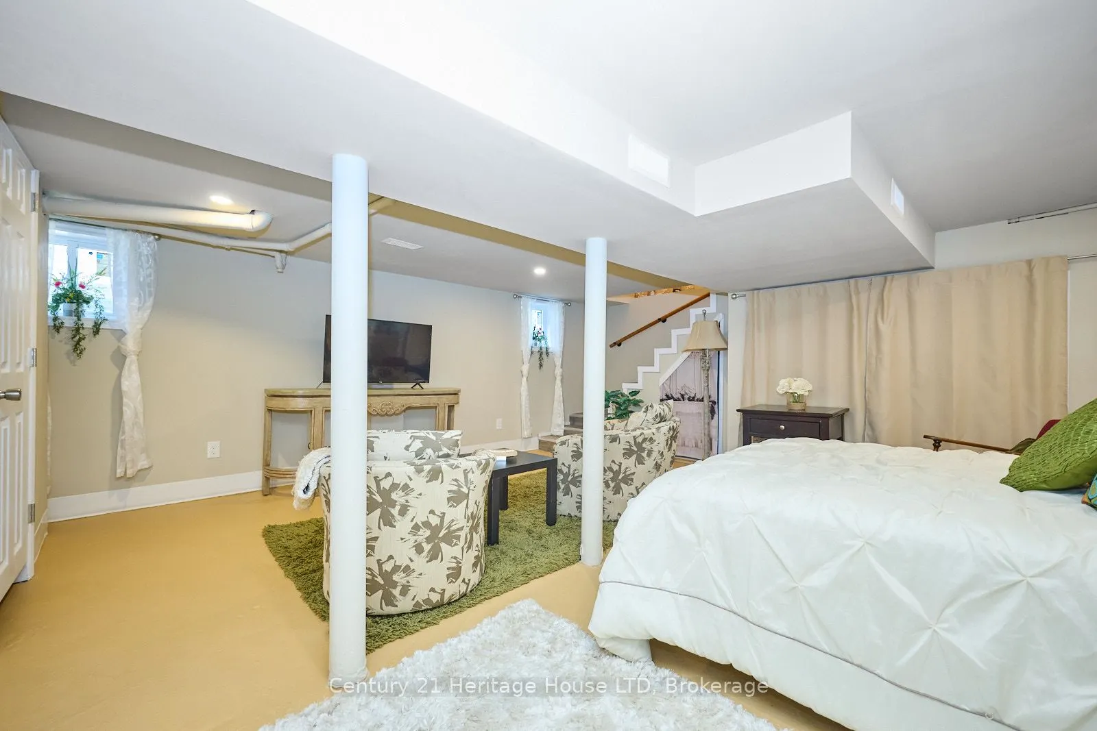 30 McAlpine Avenue S