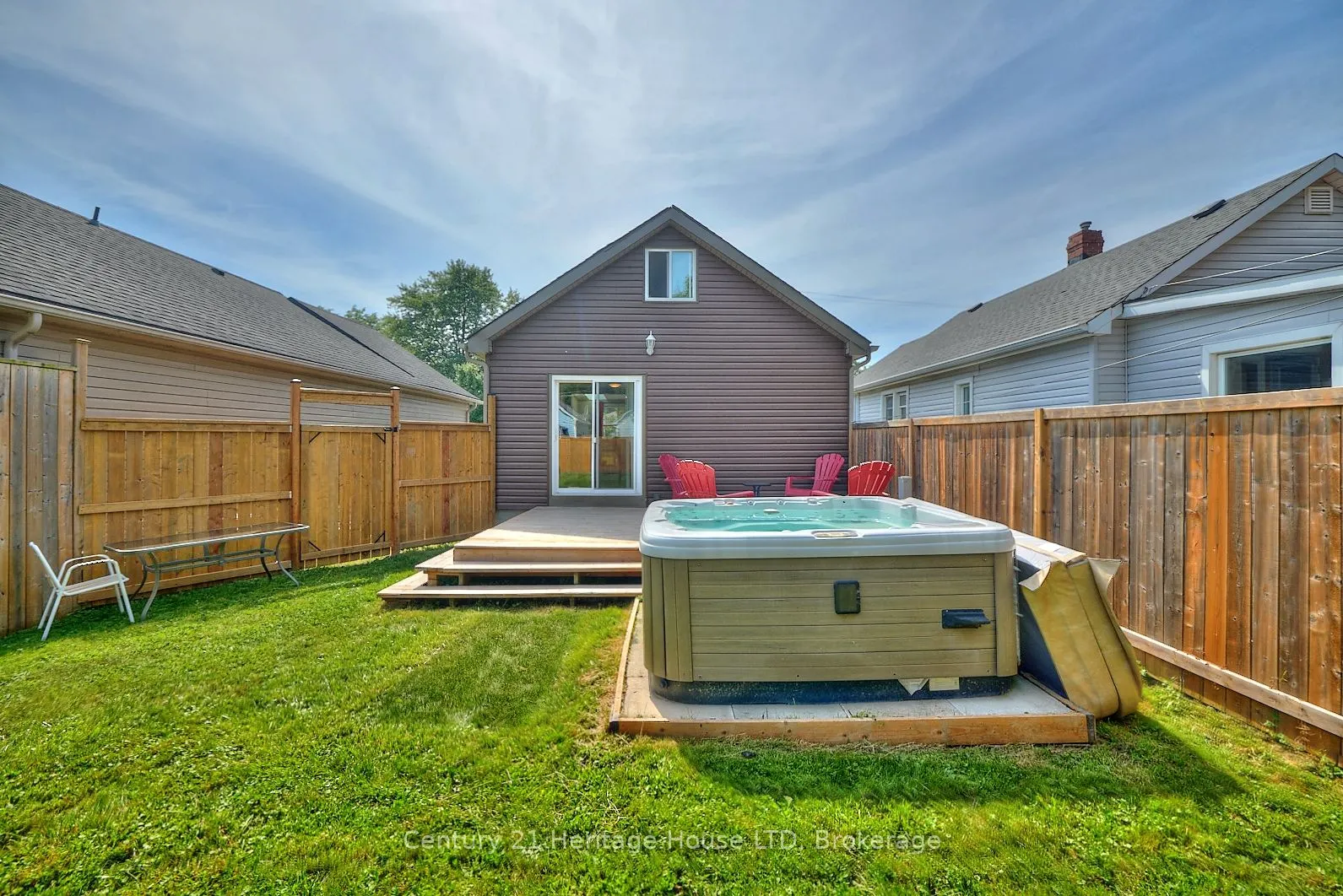 30 McAlpine Avenue S
