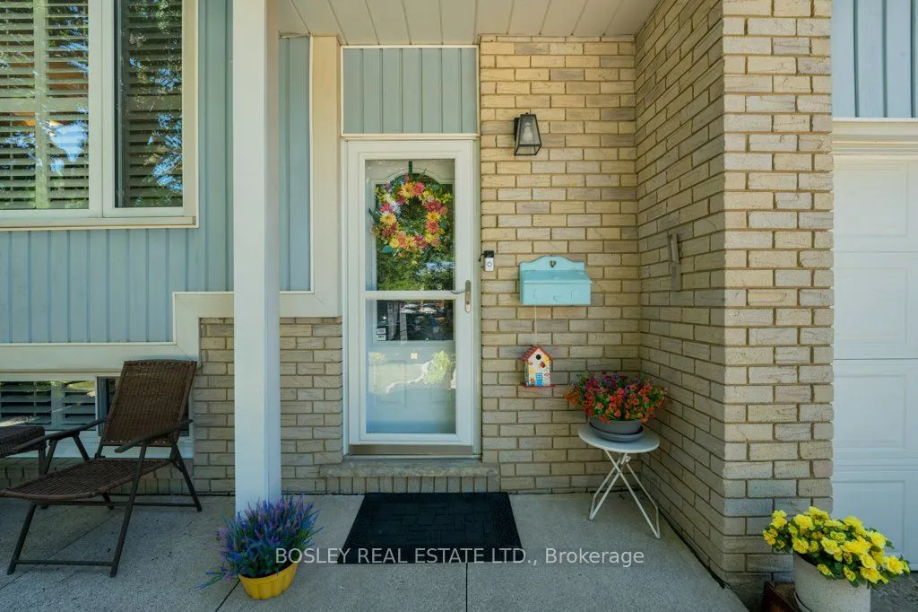 14 Angela Crescent