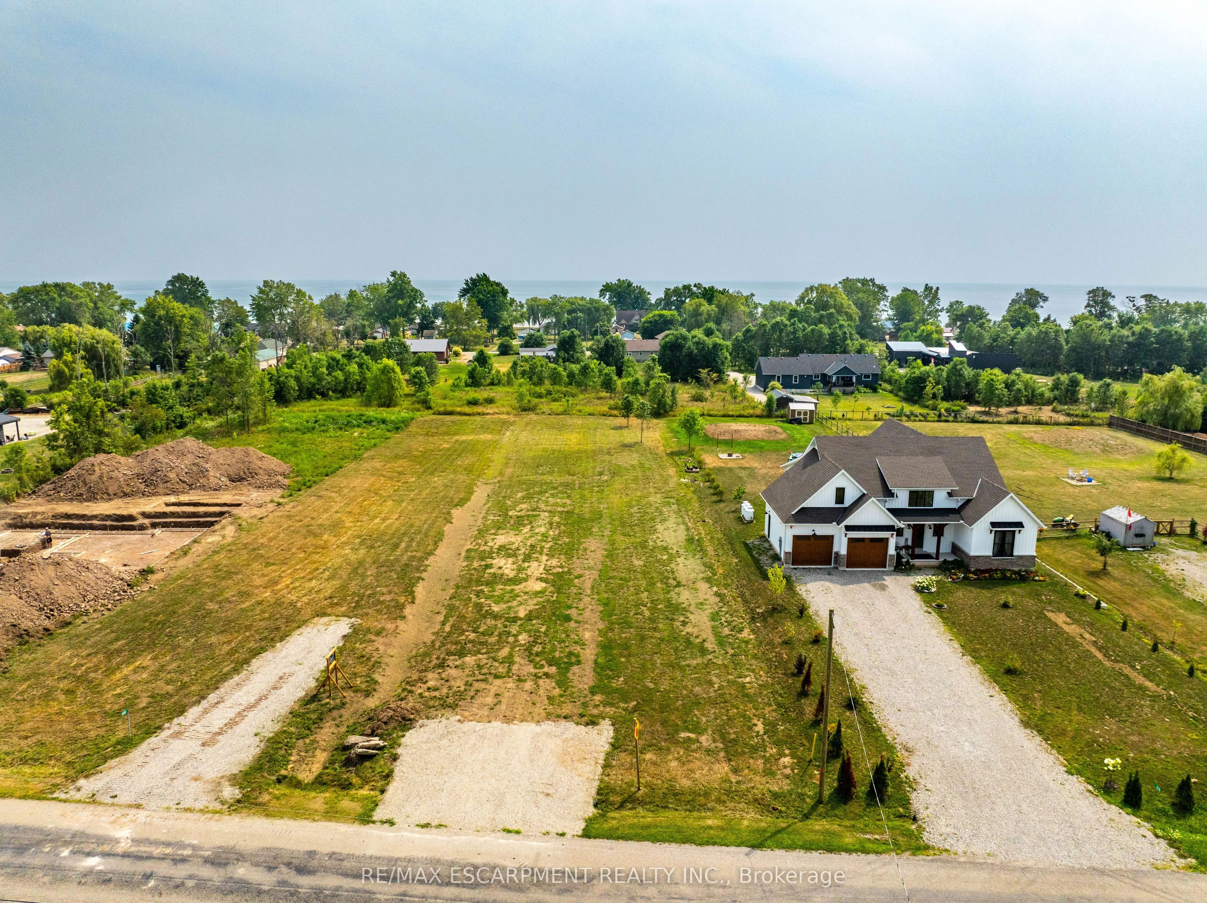 3250 Lakeshore Road