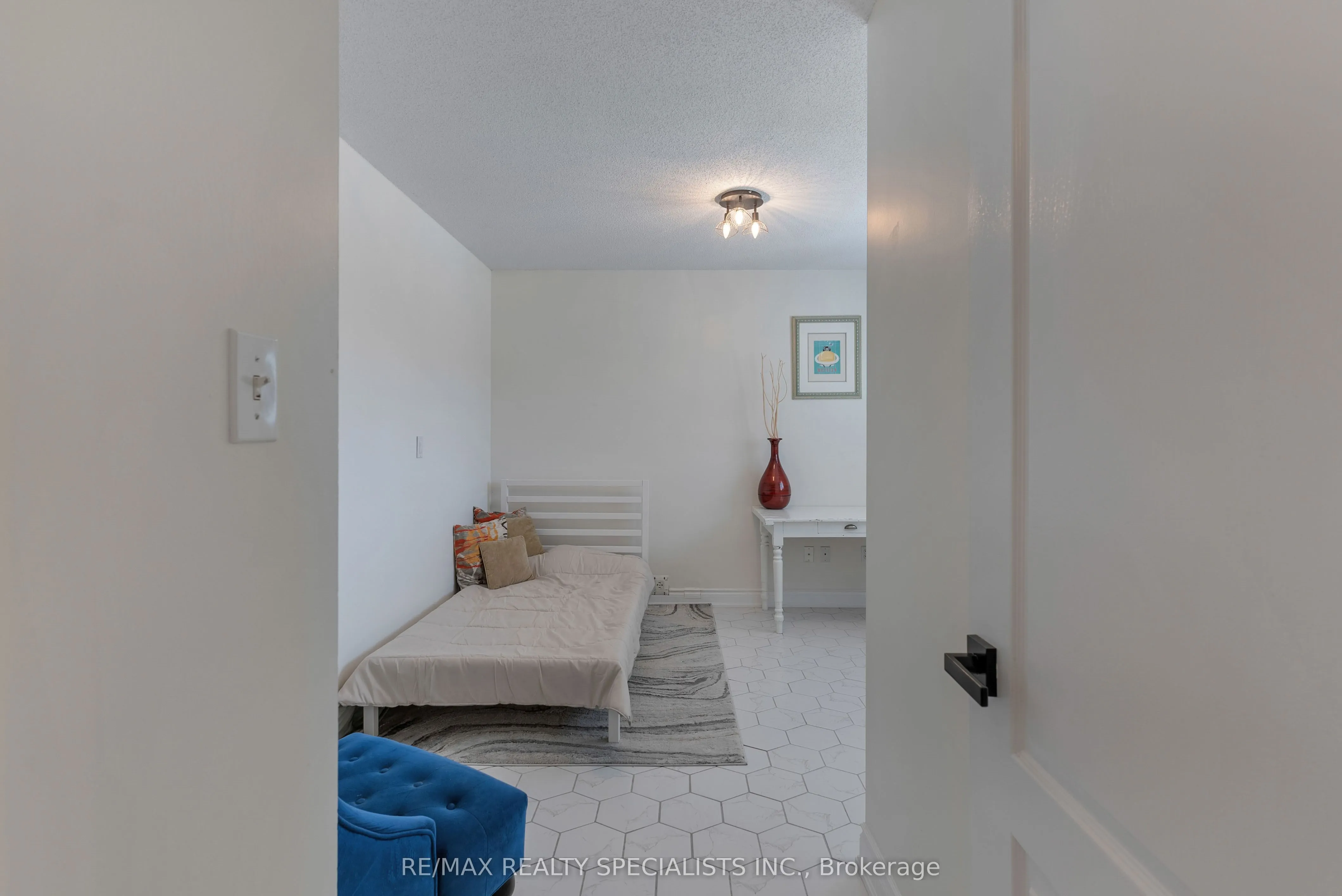 71 Joshua Avenue