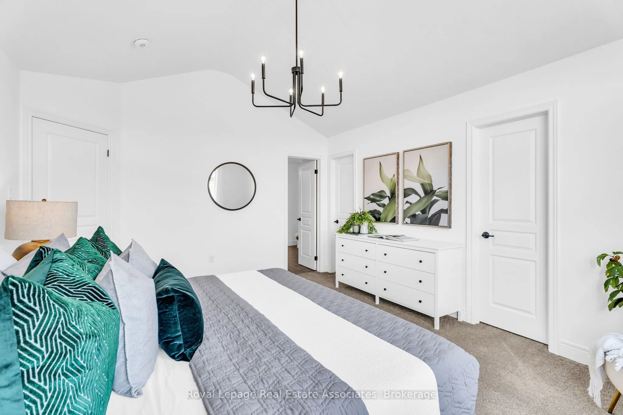 7 Sparrow Crescent