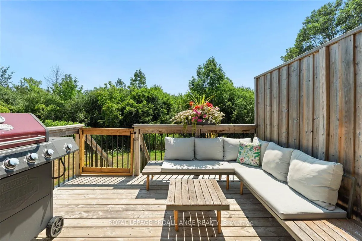 39 Hillside Meadow Drive