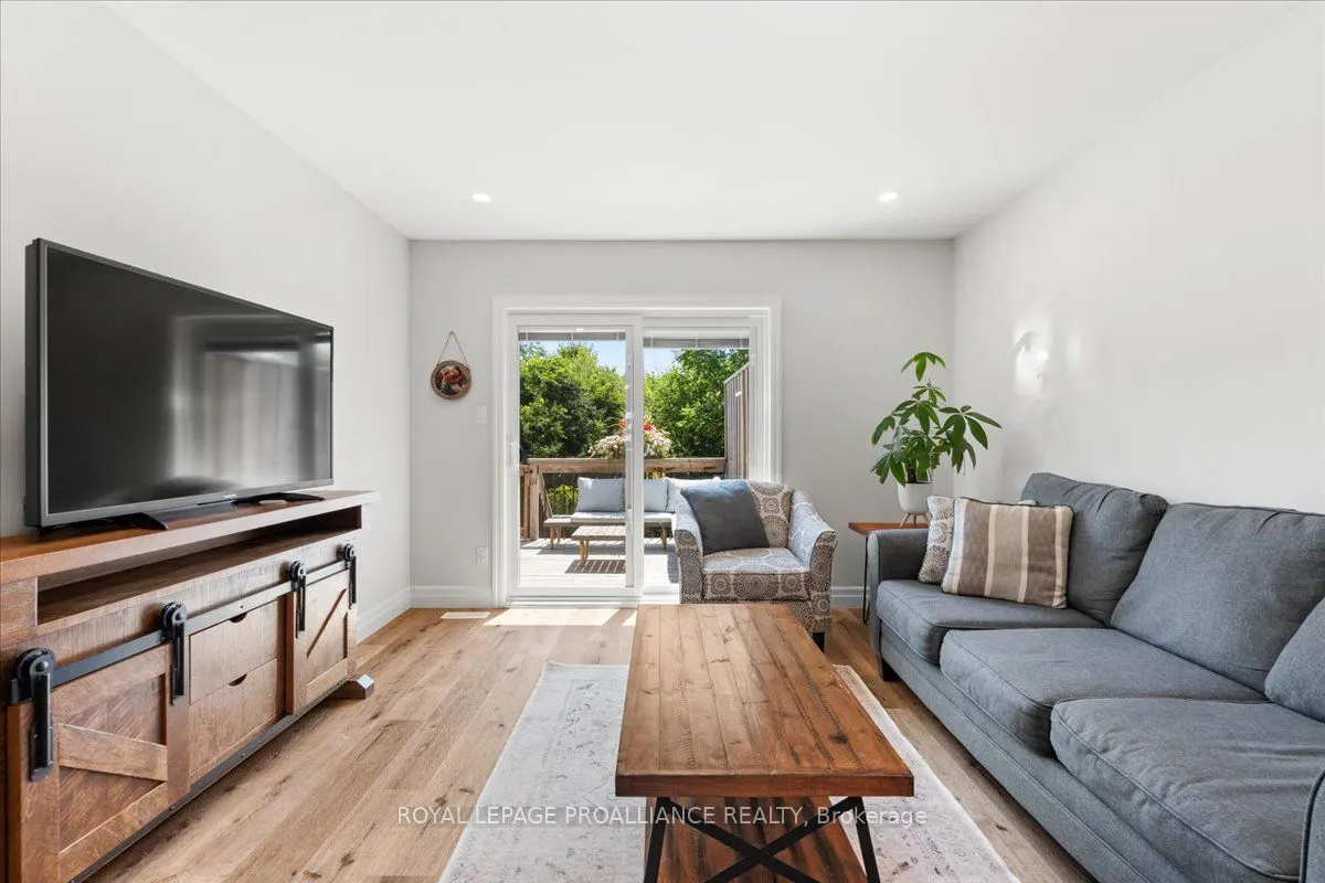39 Hillside Meadow Drive