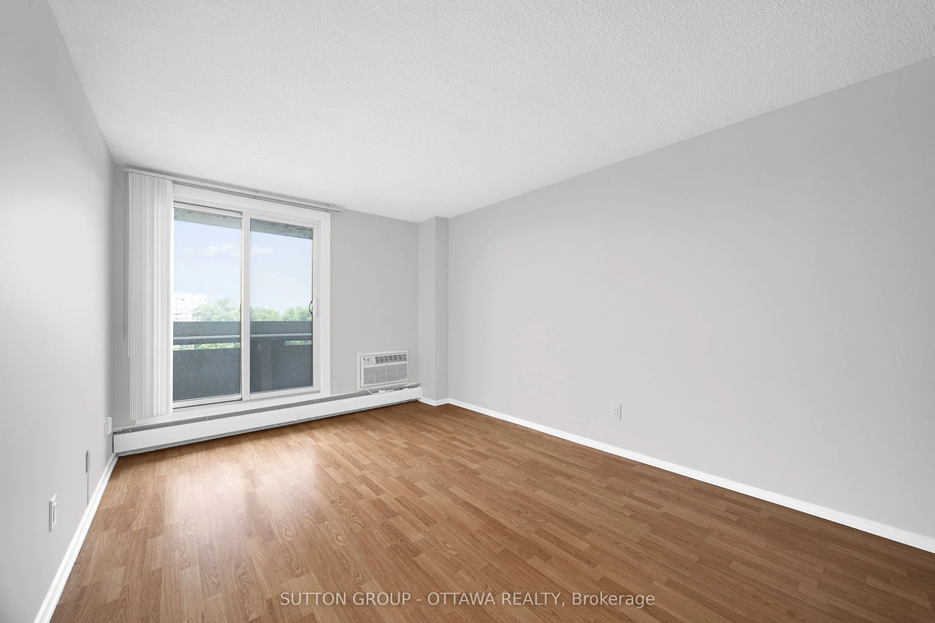 1171 Ambleside Drive, #711